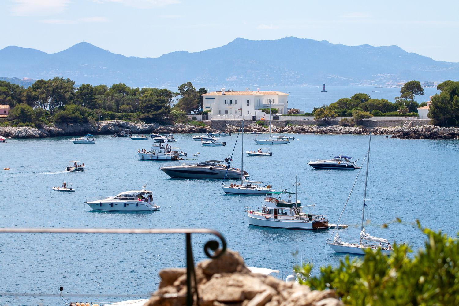 Apartment Modern In The Heart Of Cap D'antibes