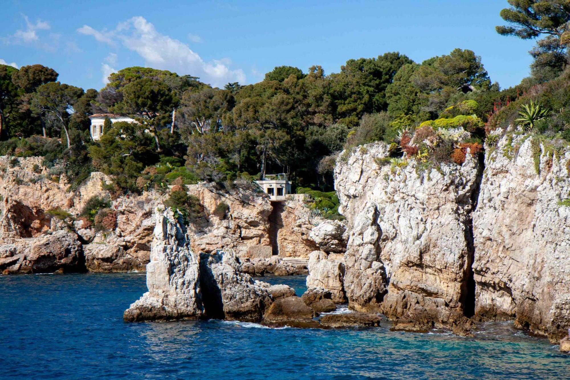 Apartment Modern In The Heart Of Cap D'antibes *