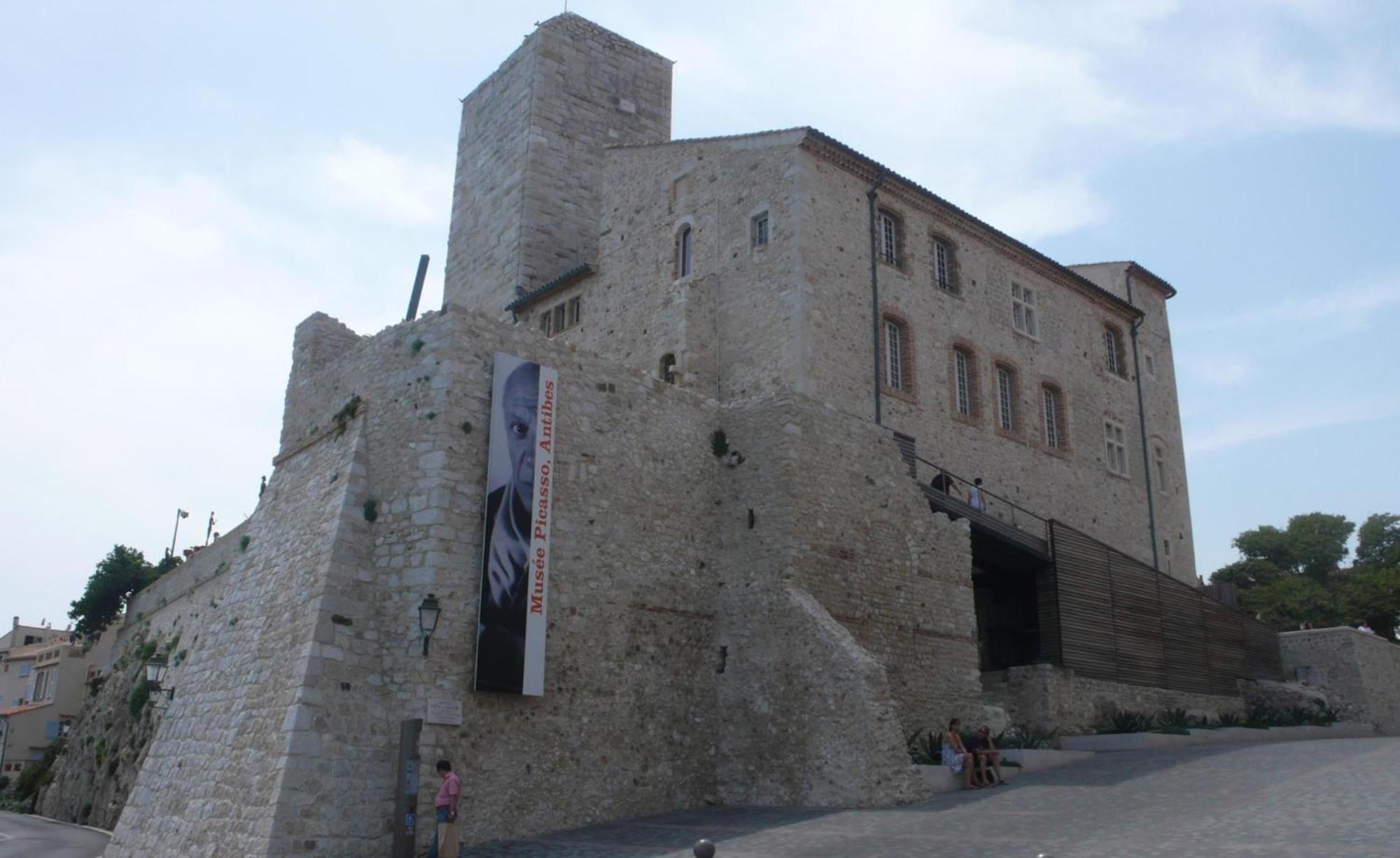 Apartment Moderne F1 Situation Ideal Antibes