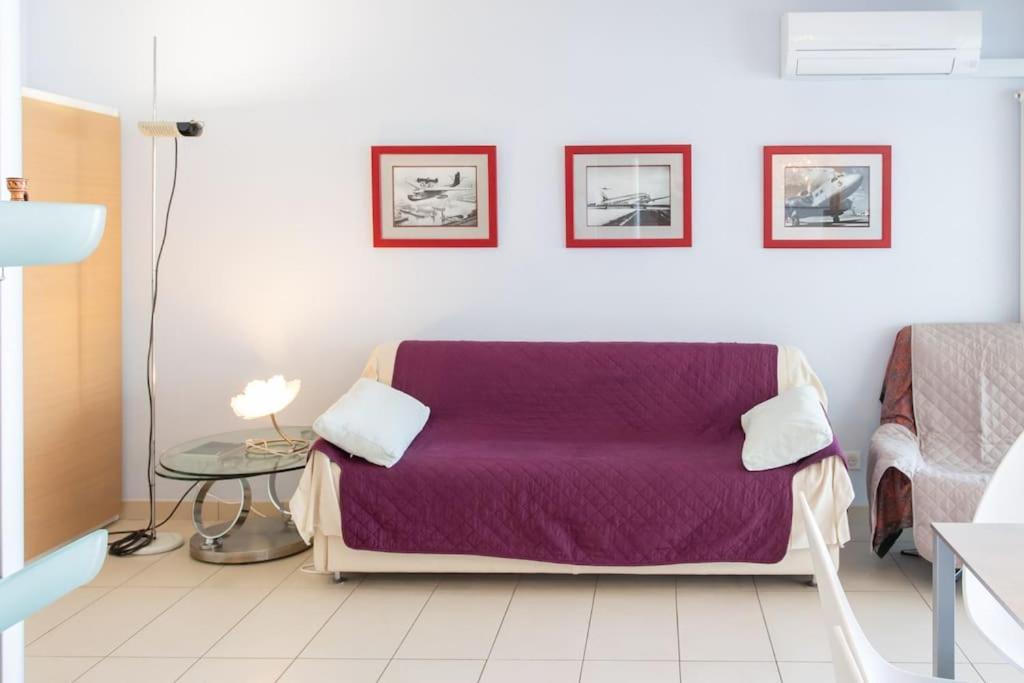 A2 - 1 Bdr Sea & Port View - Ac, Garage & Terrace