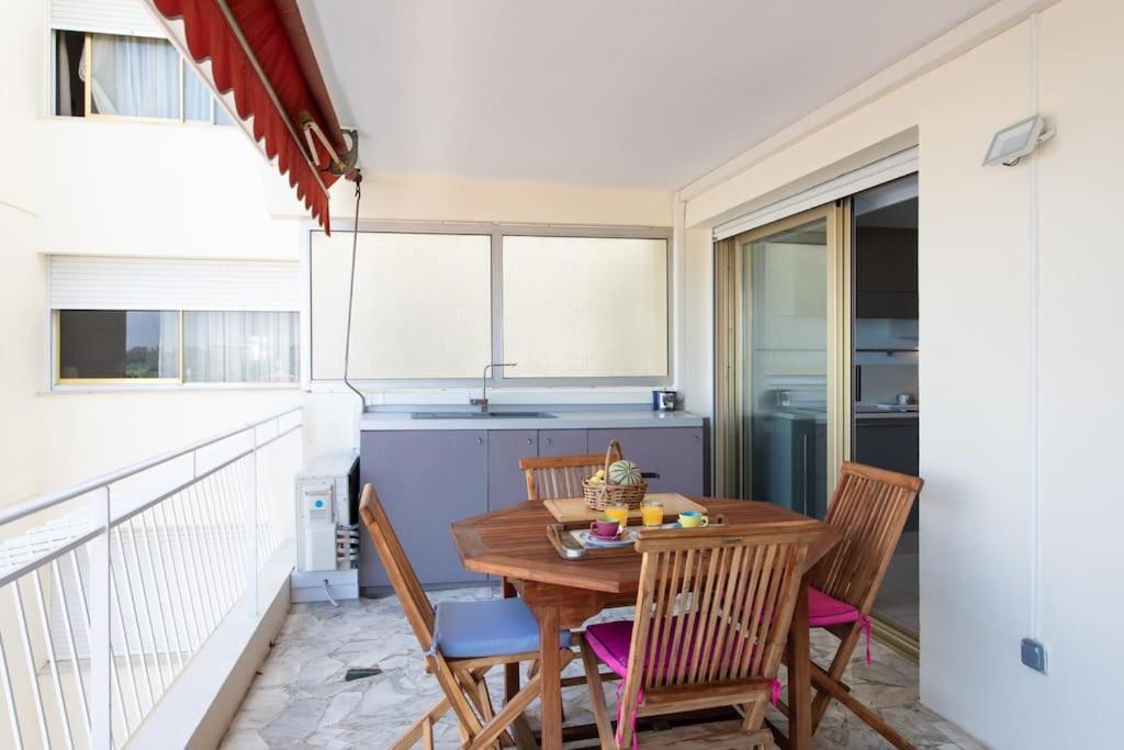A2 - 1 Bdr Sea & Port View - Ac, Garage & Terrace Apartment Antibes