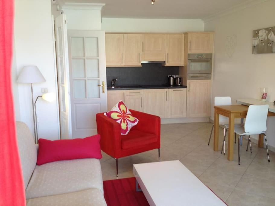 Apartment Lovely By With Sea Views