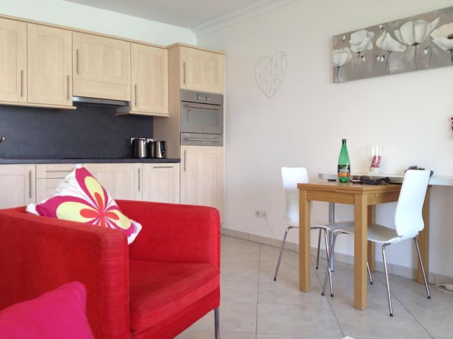 Apartment Lovely By With Sea Views