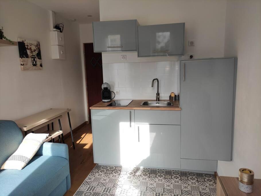 Des Iles : Apt 2 Prs Ultra Centre Juan Apartment *