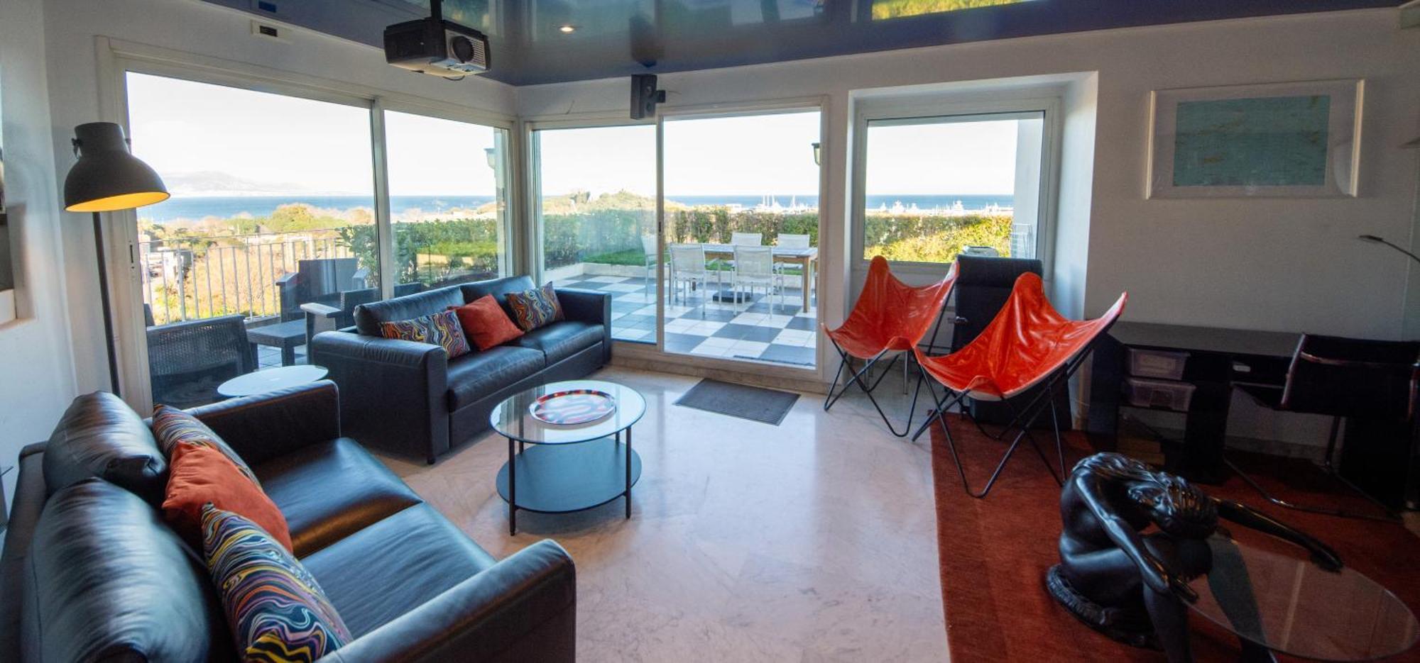 Rooftop, Sea View, Facing The Harbor, Near Center And
