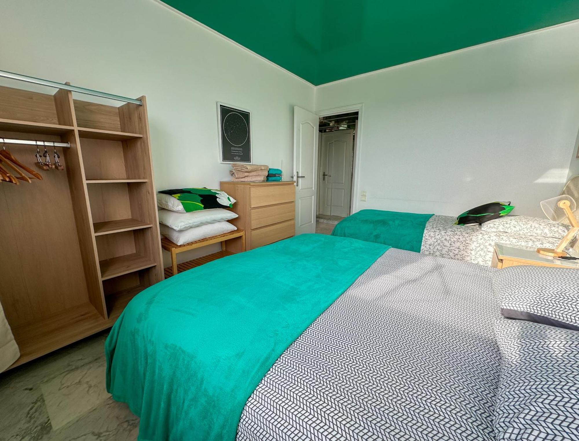 Apartamento Rooftop, Sea View, Facing The Harbor, Near Center And
