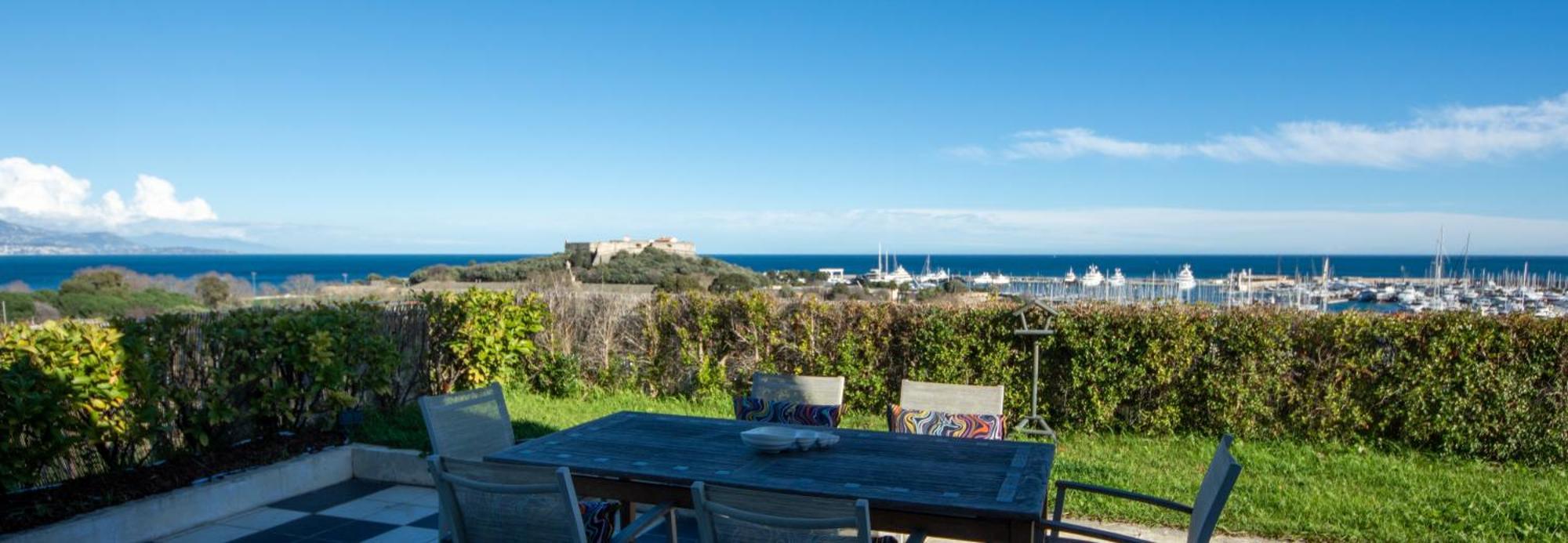 Apartamento Rooftop, Sea View, Facing The Harbor, Near Center And *