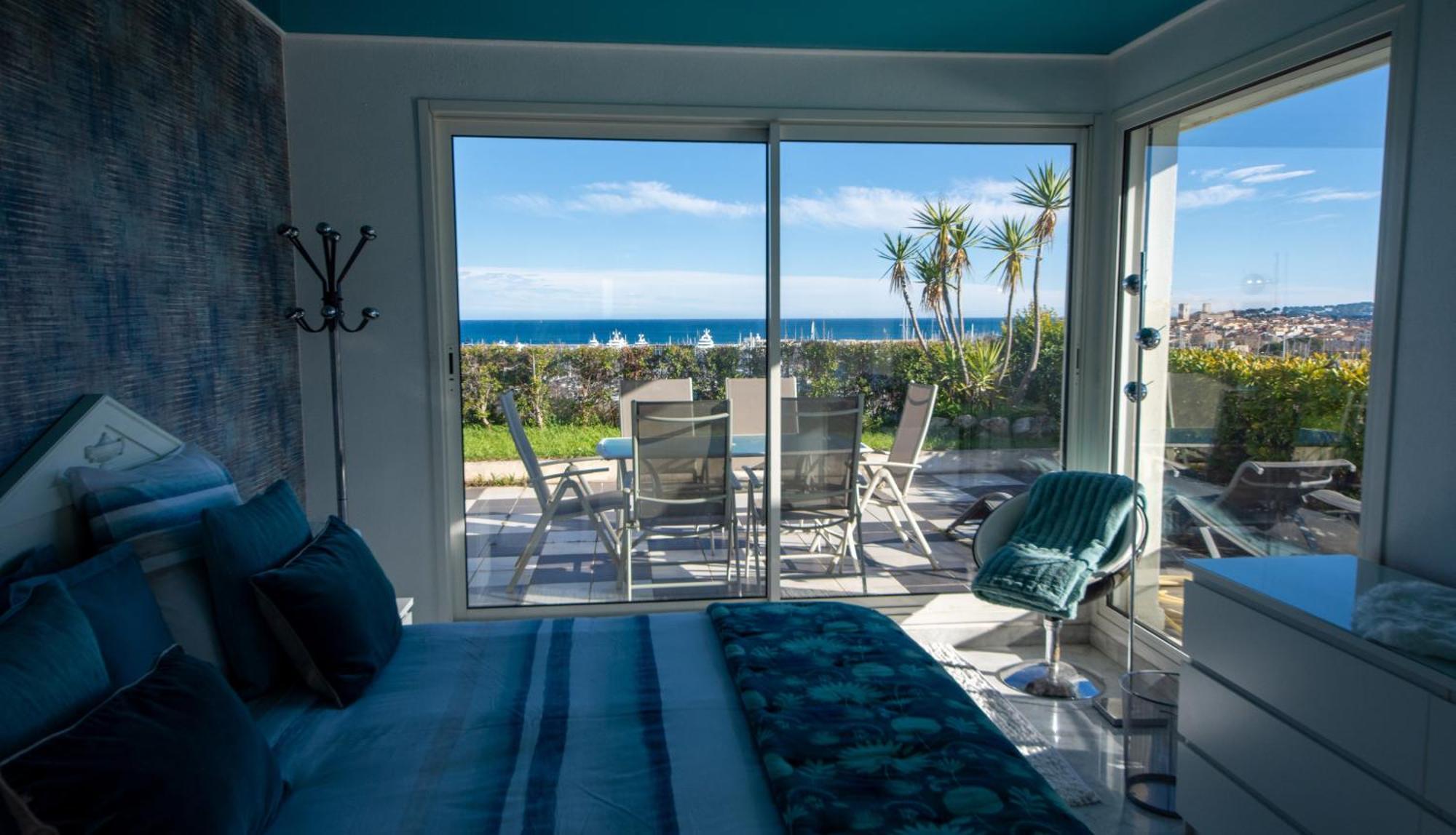 Rooftop, Sea View, Facing The Harbor, Near Center And Apartamento
