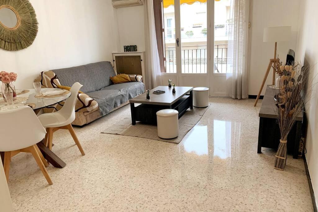 Apartment Charmant 2 Pieces A *