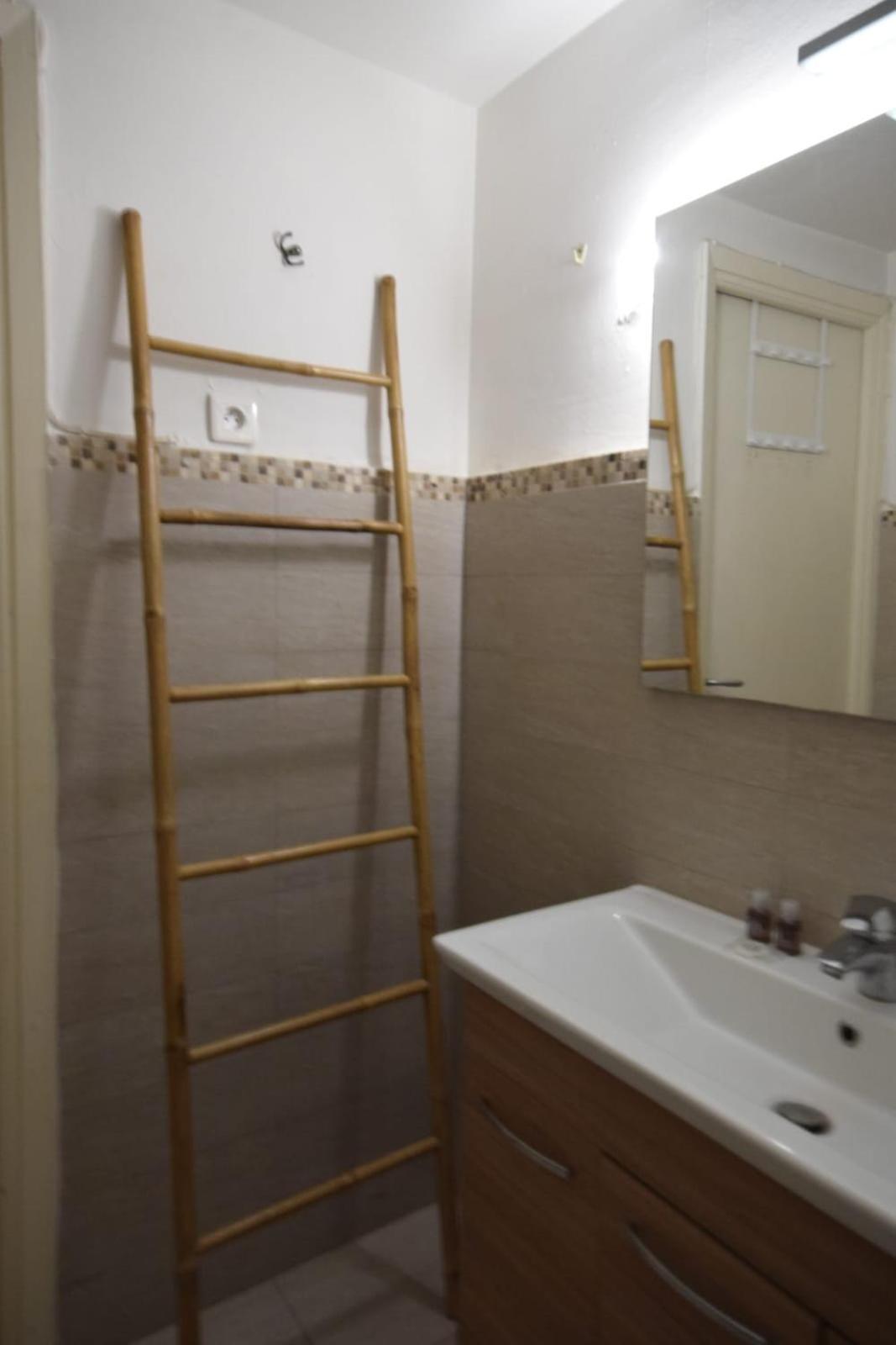 L'aiglon Airco In The Town Center For 4 By Sunset Apartment