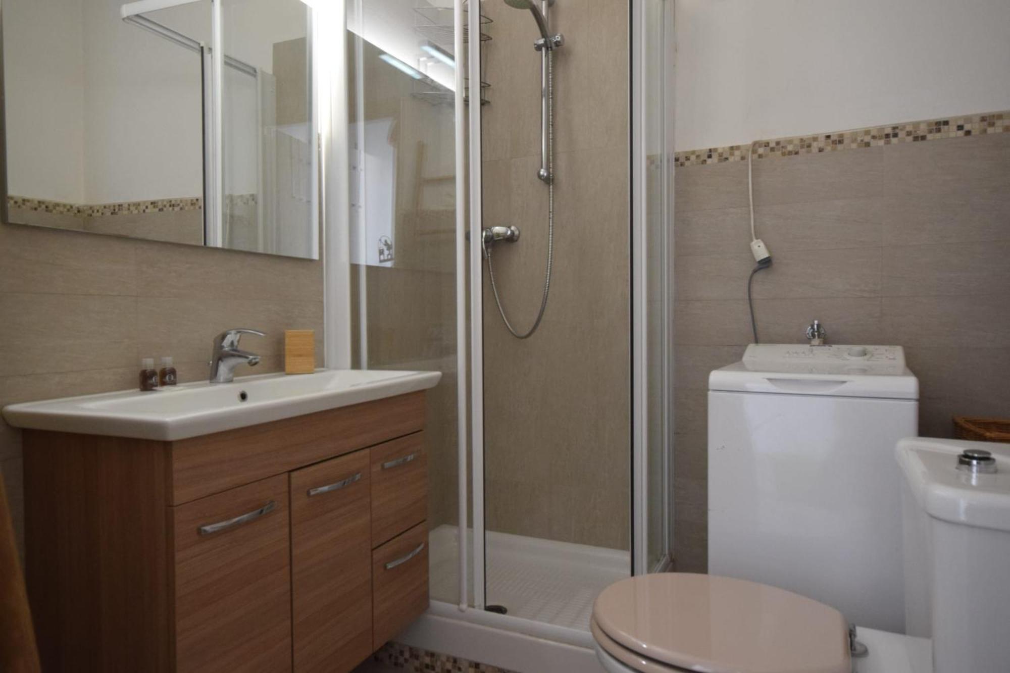 L'aiglon Airco In The Town Center For 4 By Sunset Apartment *