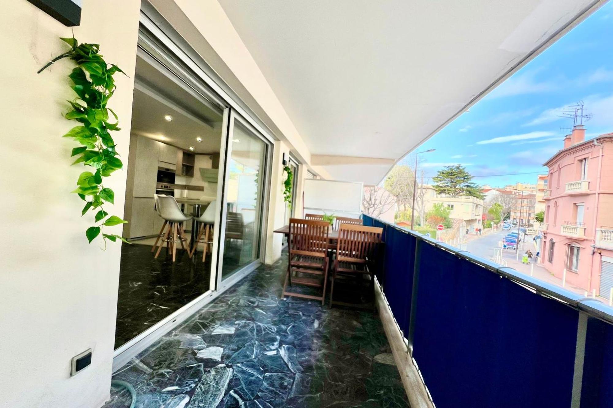 Ponteil - 4 People - Terrace Apartment