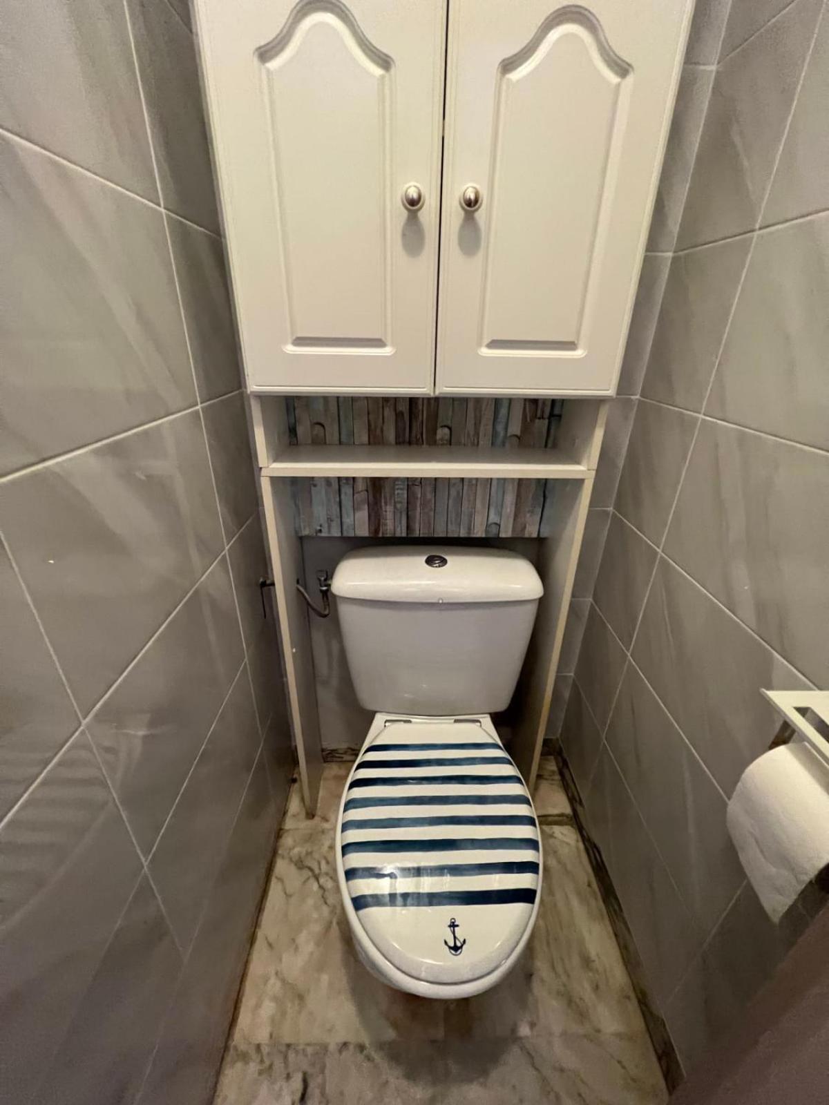 - 4 People - Parking - Terrace Apartment Antibes