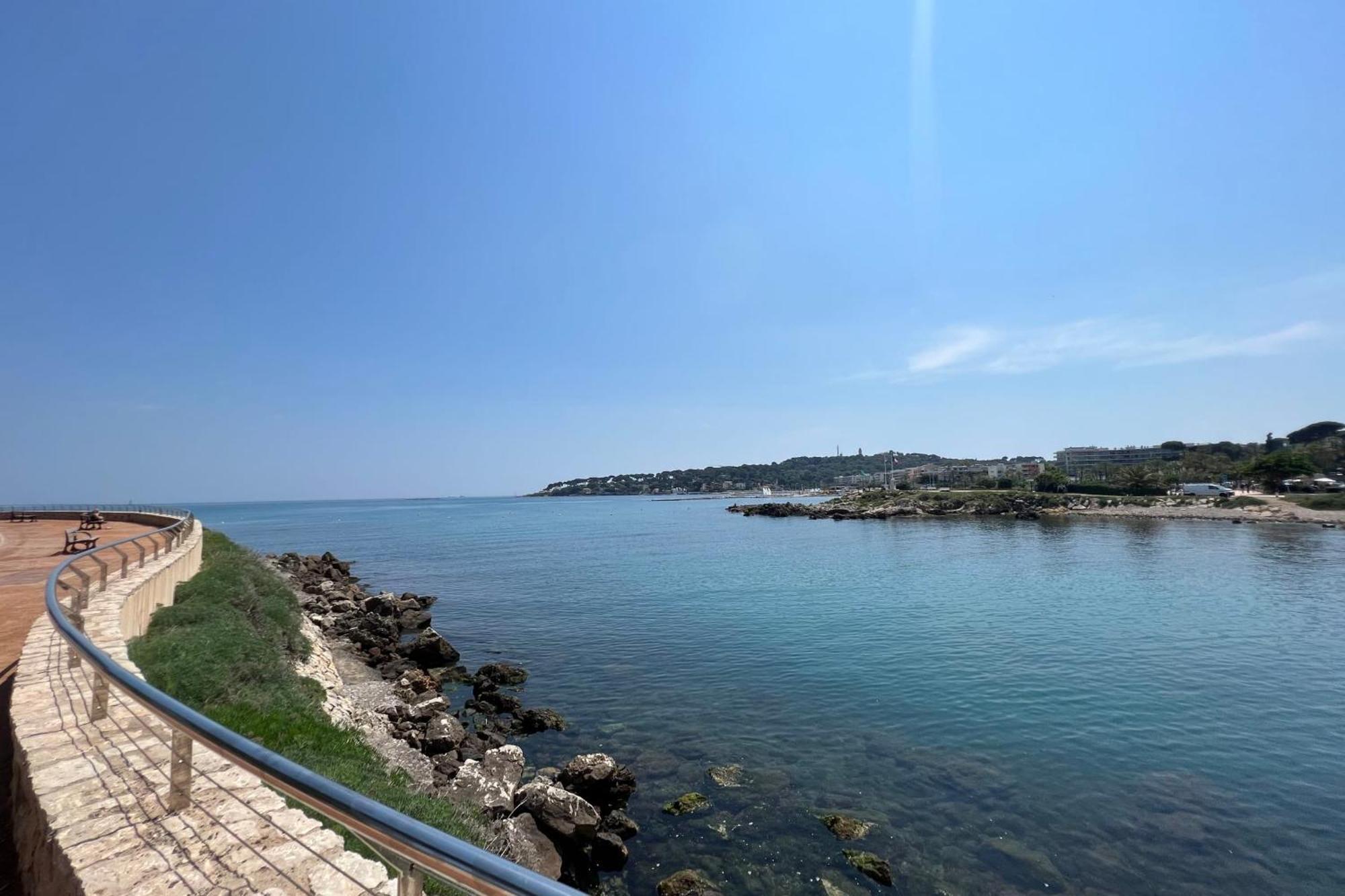 - 4 People - Parking - Terrace Apartment *