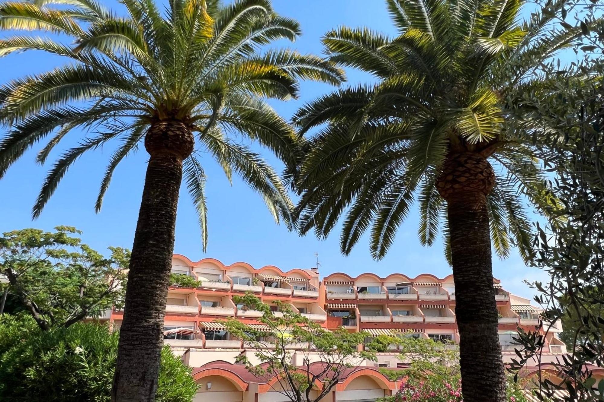 - 4 People - Swimming Pool Tennis Park Parking Apartment Antibes