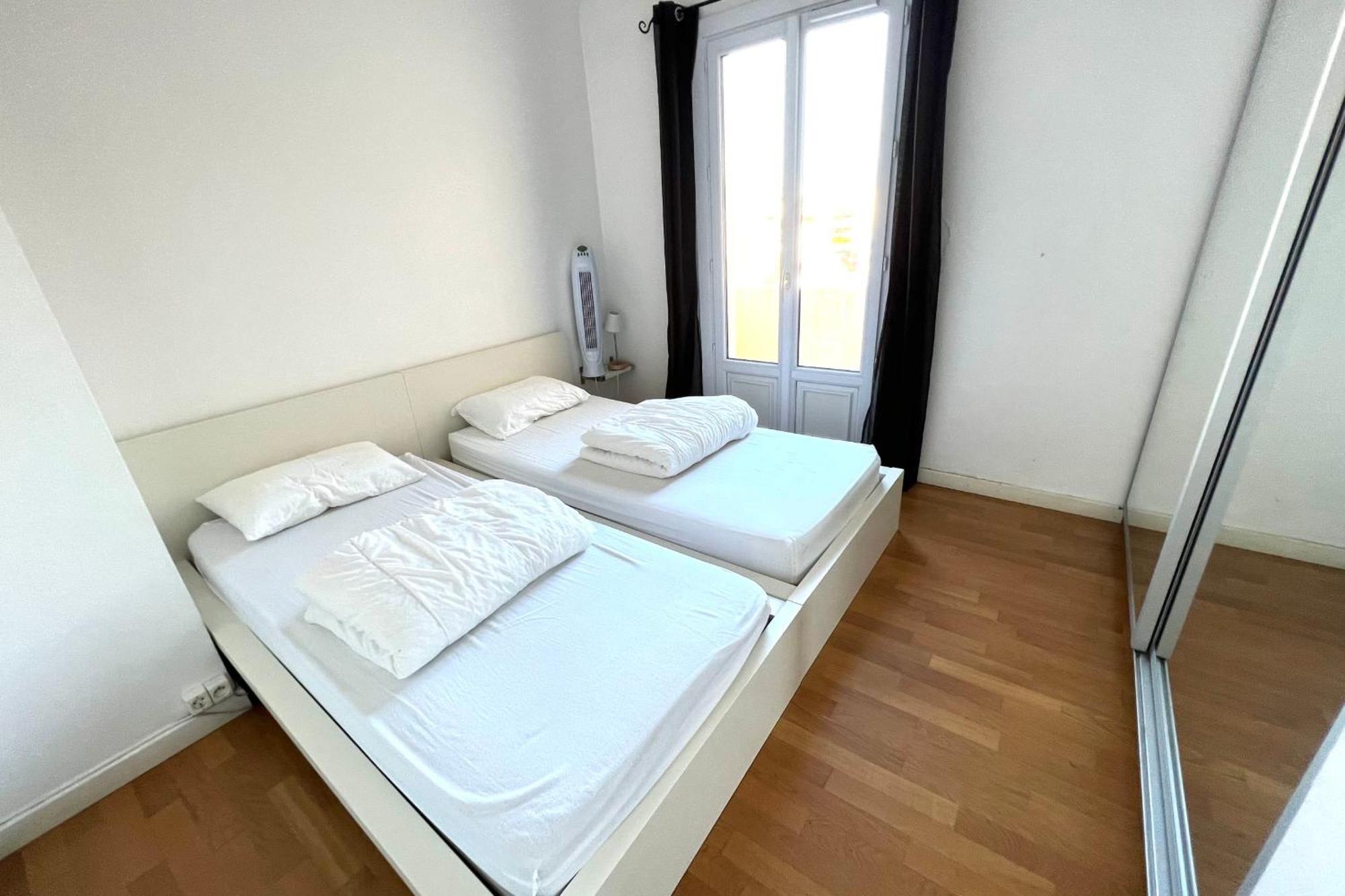 Juan Les Pins Centre - 4 Personnes - Dernier Etage Apartment *