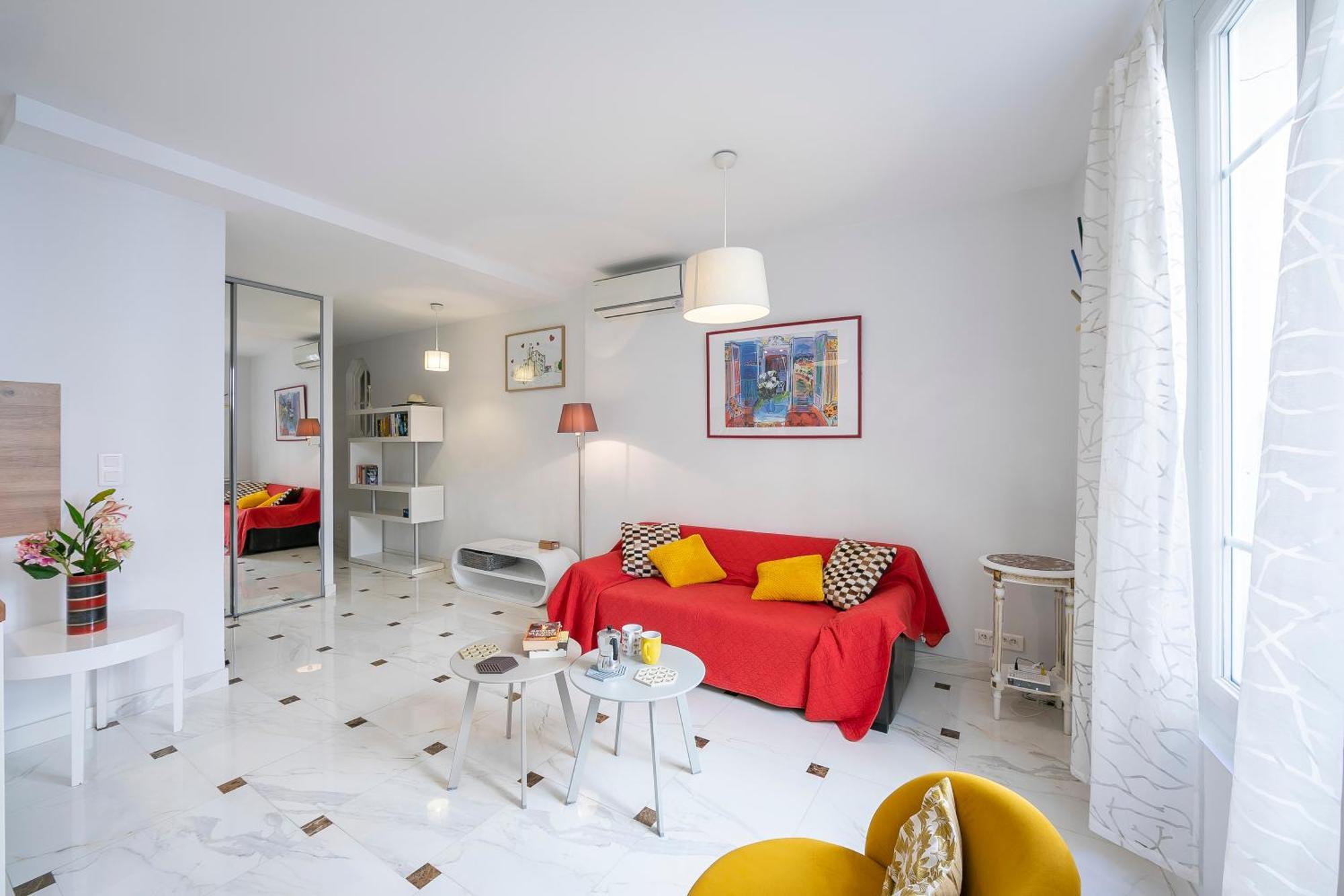 Apartment Picasso - Old Town - Happy *