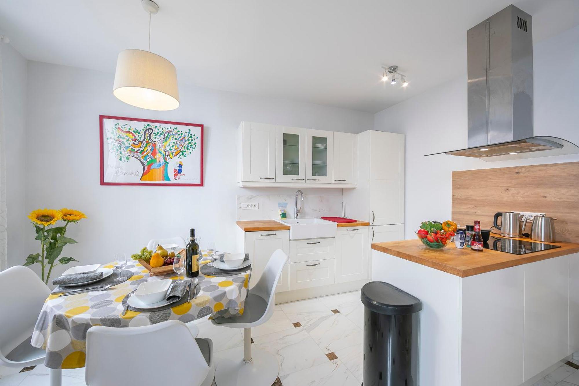 Apartment Picasso - Old Town - Happy Antibes