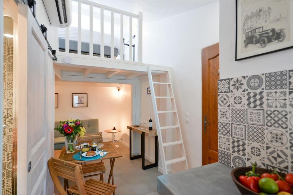 Le Petit Bateau - New Cosy/charming Studio/mezzanine For 3 - Ac/wifi Apartment Antibes