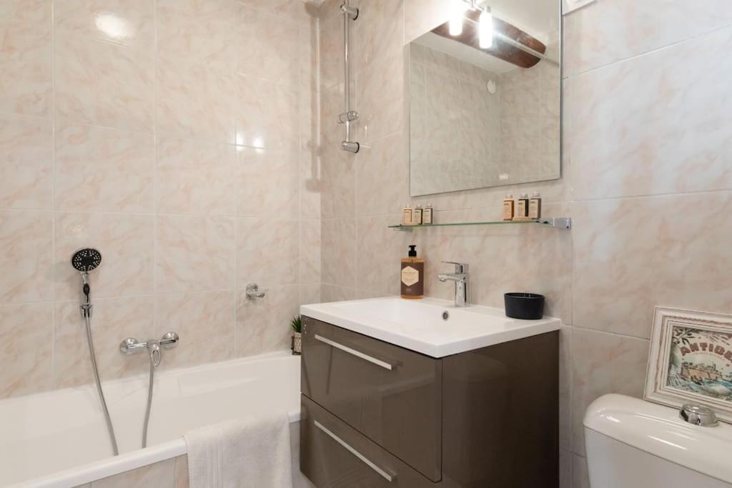 La Paia - Brand New Flat 3 Guests Old Town 5 Min. From * Antibes