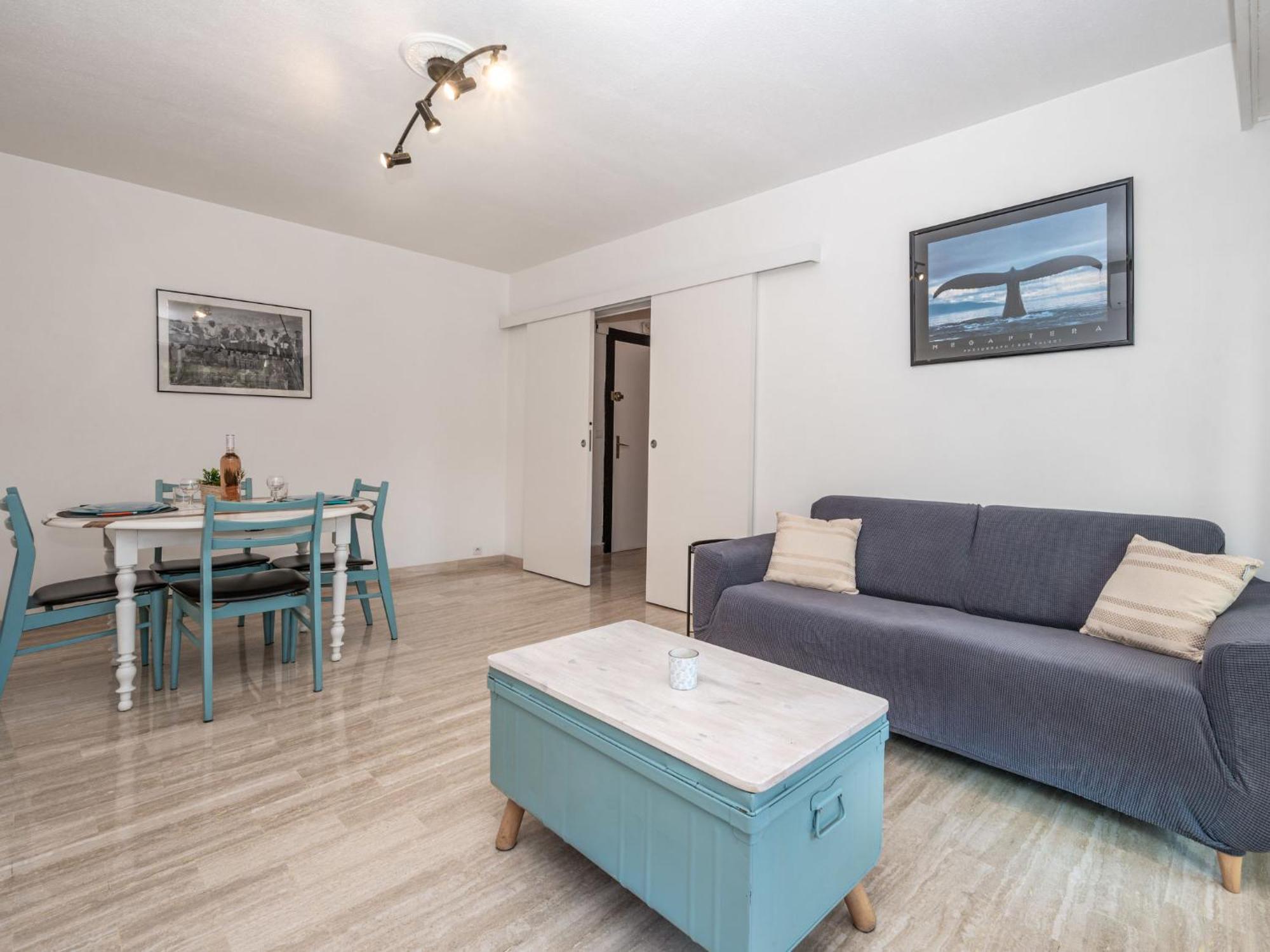 Apartment Les Cyclades By Interhome