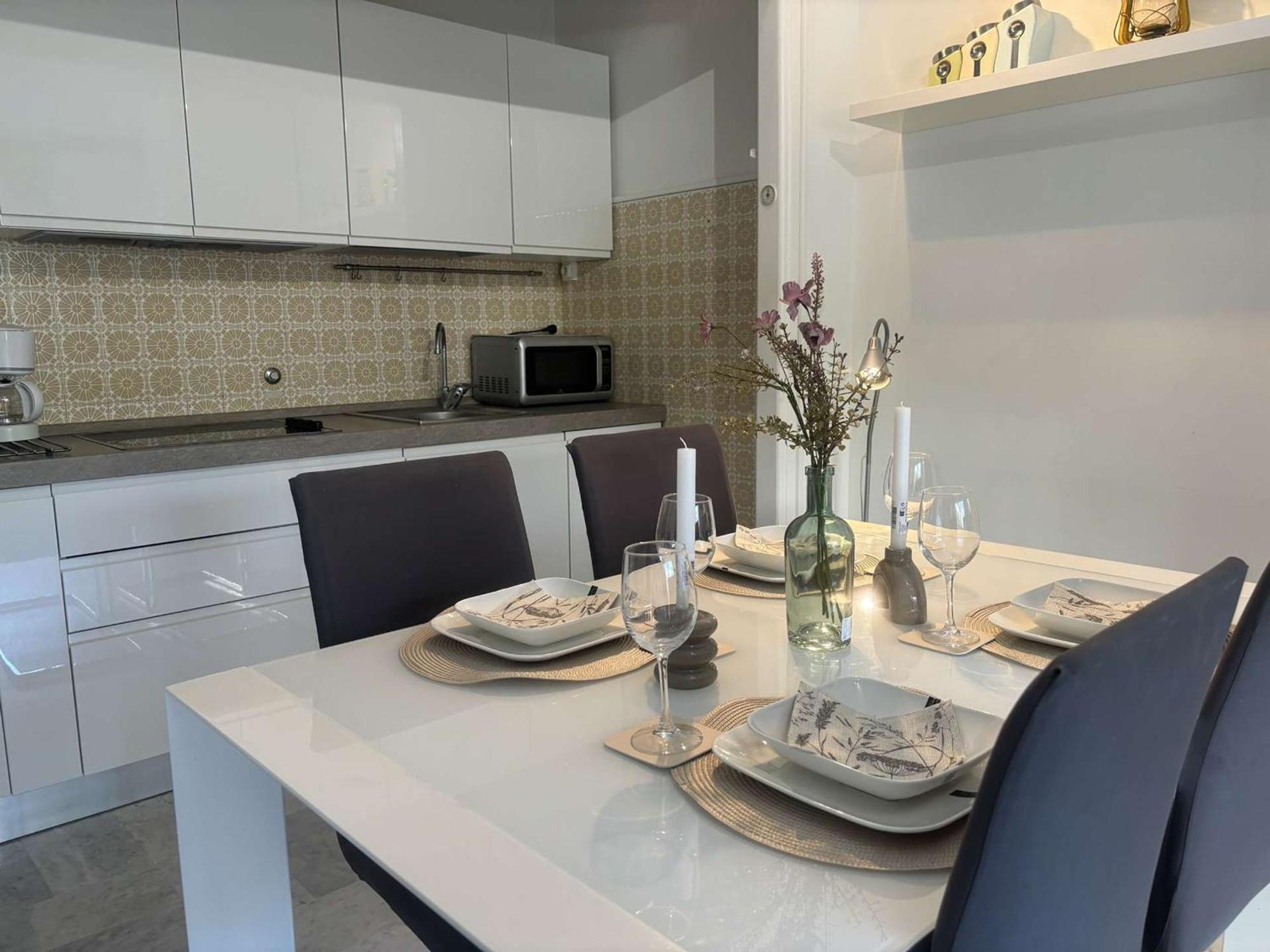 Studio Lumineux 4 Pers, Proche Plage, Terrasse, Parking, Wifi - Fr-1-252-71 Antibes