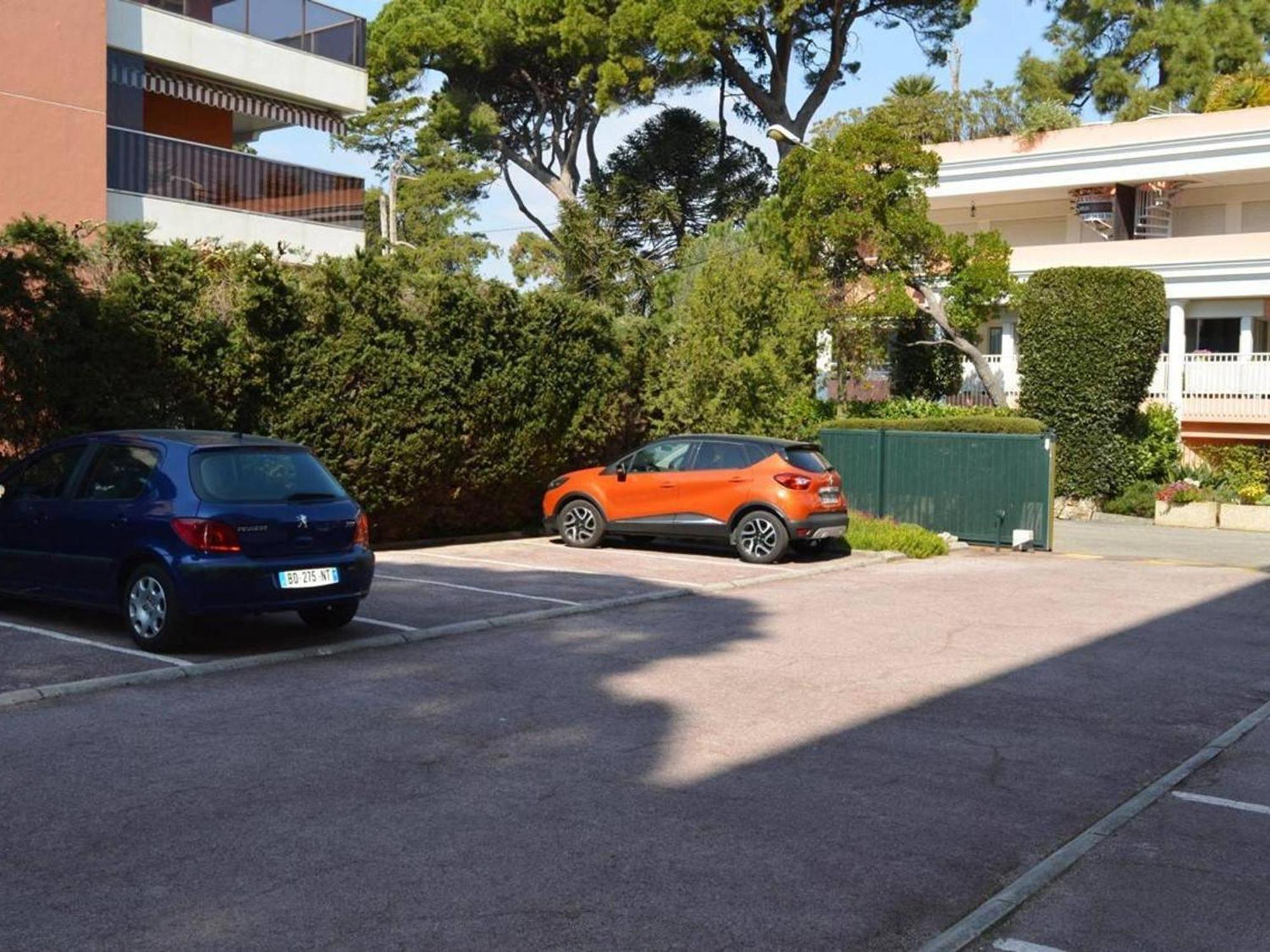 Appartement Studio Antibes, 1 Pièce, 4 Personnes - Fr-1-252-71 Antibes