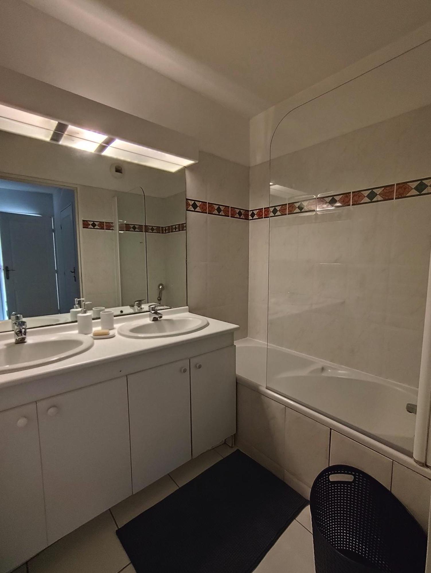 Elegant Two-bedroom With Private Pool And Parking Apartment