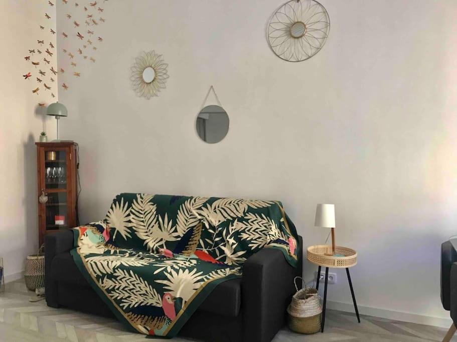 Chez Fanny - Ravissant 2 Pieces Avec Balcon