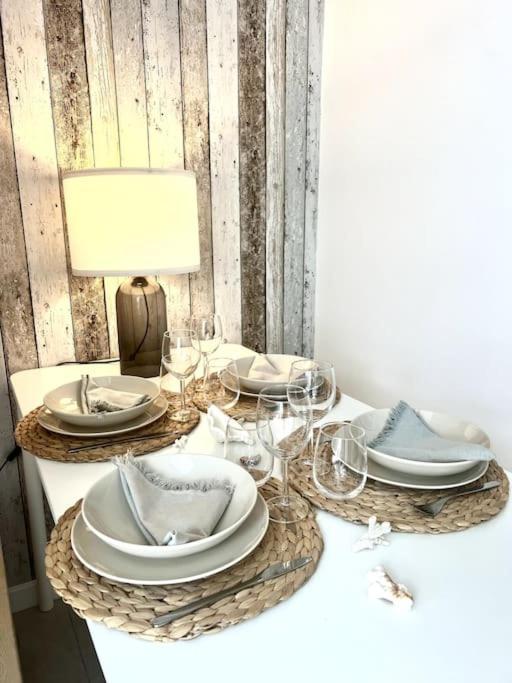 Apartment Appartement, Atypique, Proche Du Centre Antibes