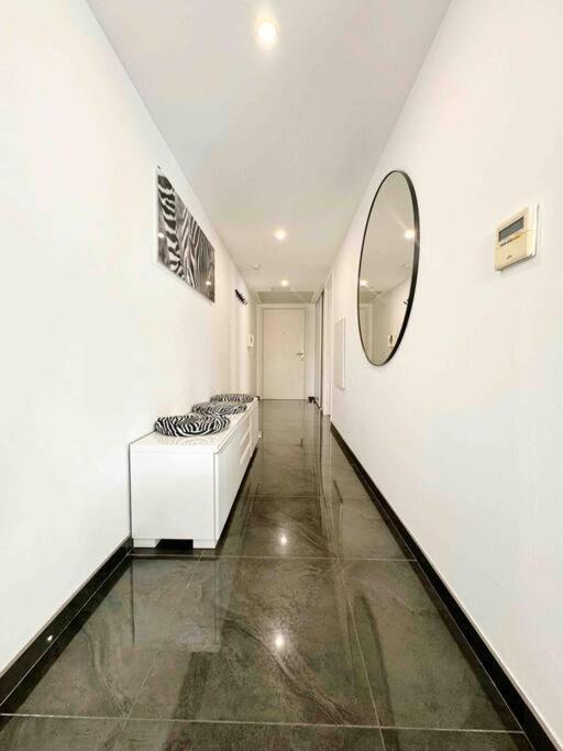 Des Oliviers : 4 Prs, Piscine, Parking