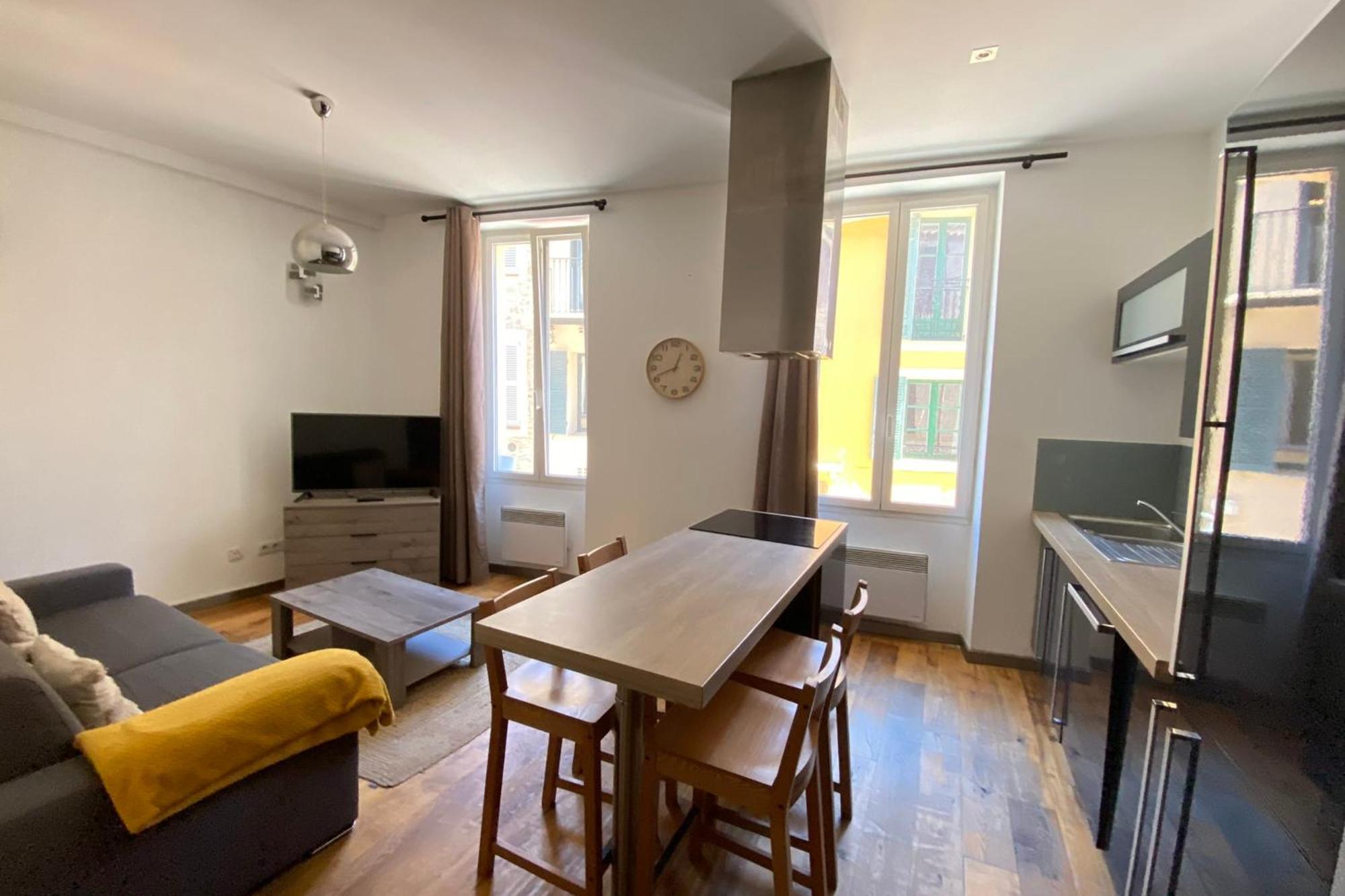 Apartment 06bs In The Heart Of Old *