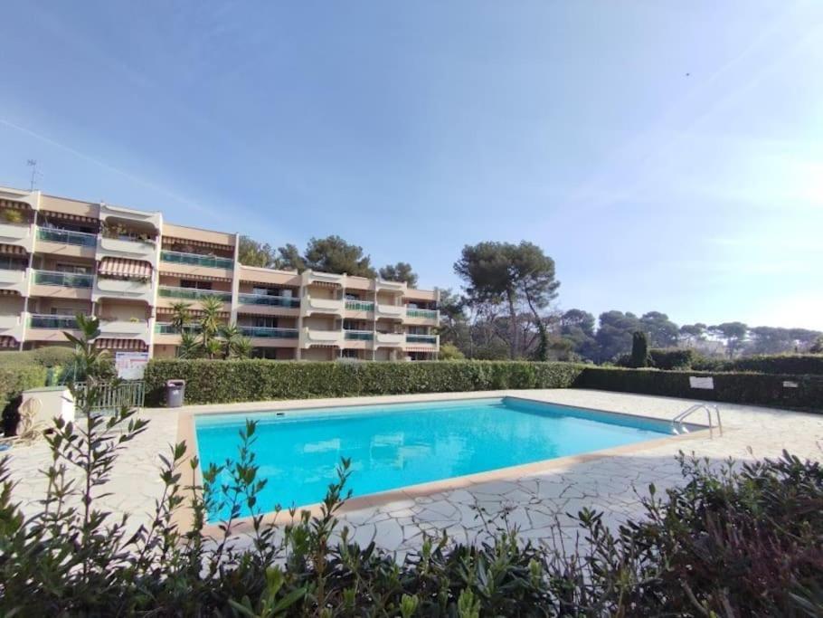 Appartement Piscine Wifi Antibes
