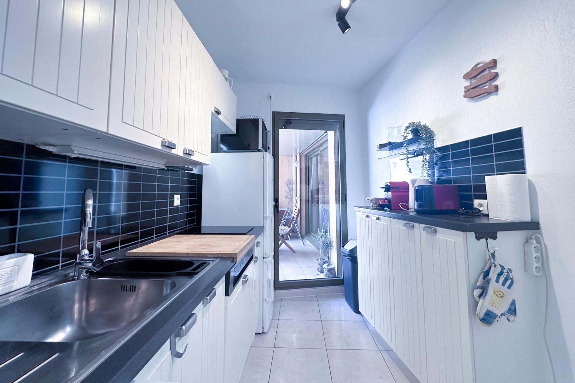 Apartment St Roch 2 - 300 M De La Gare, Clim, Terrasse, Garage