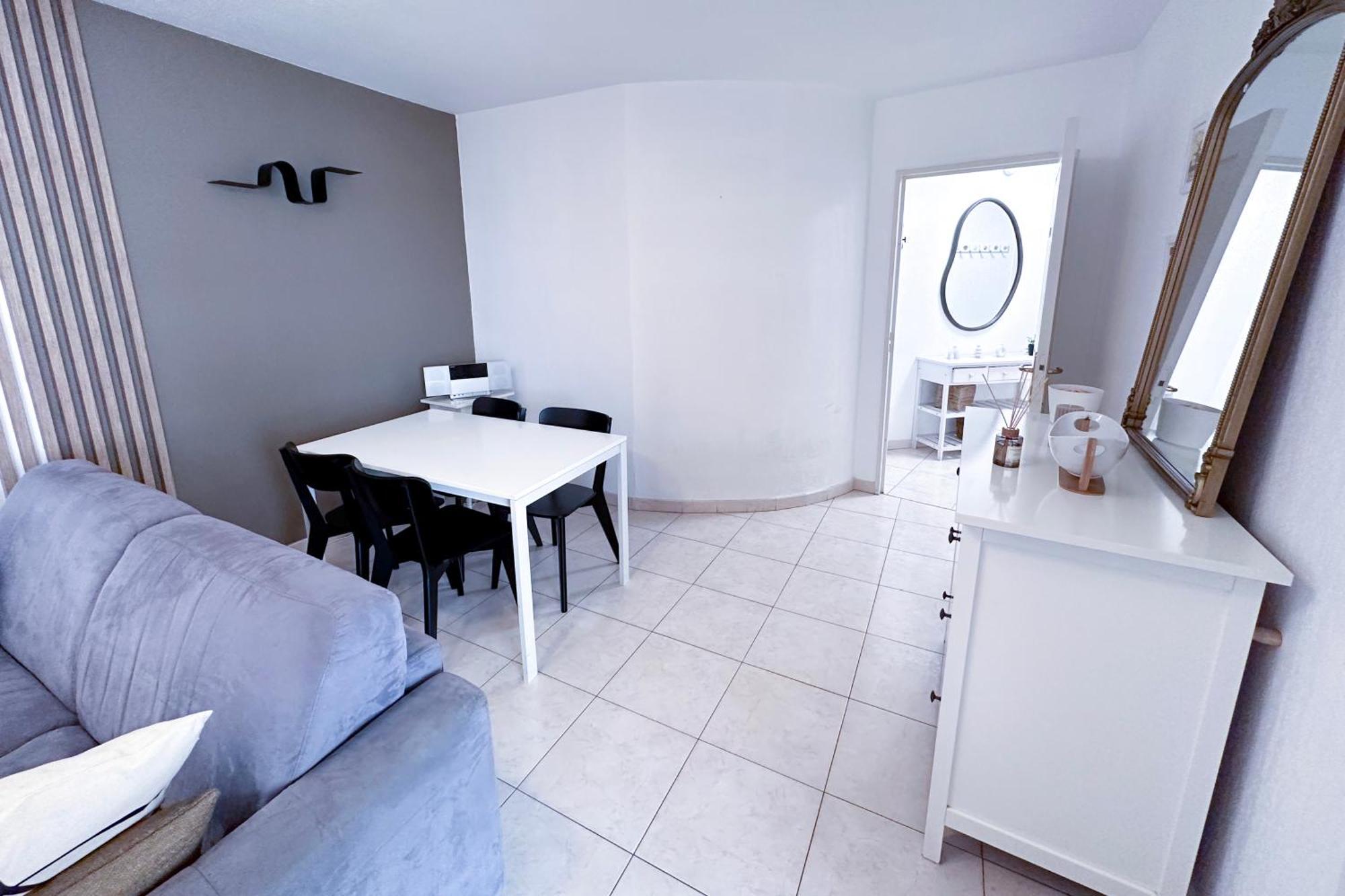 St Roch 2 - 300 M De La Gare, Clim, Terrasse, Garage Apartment *