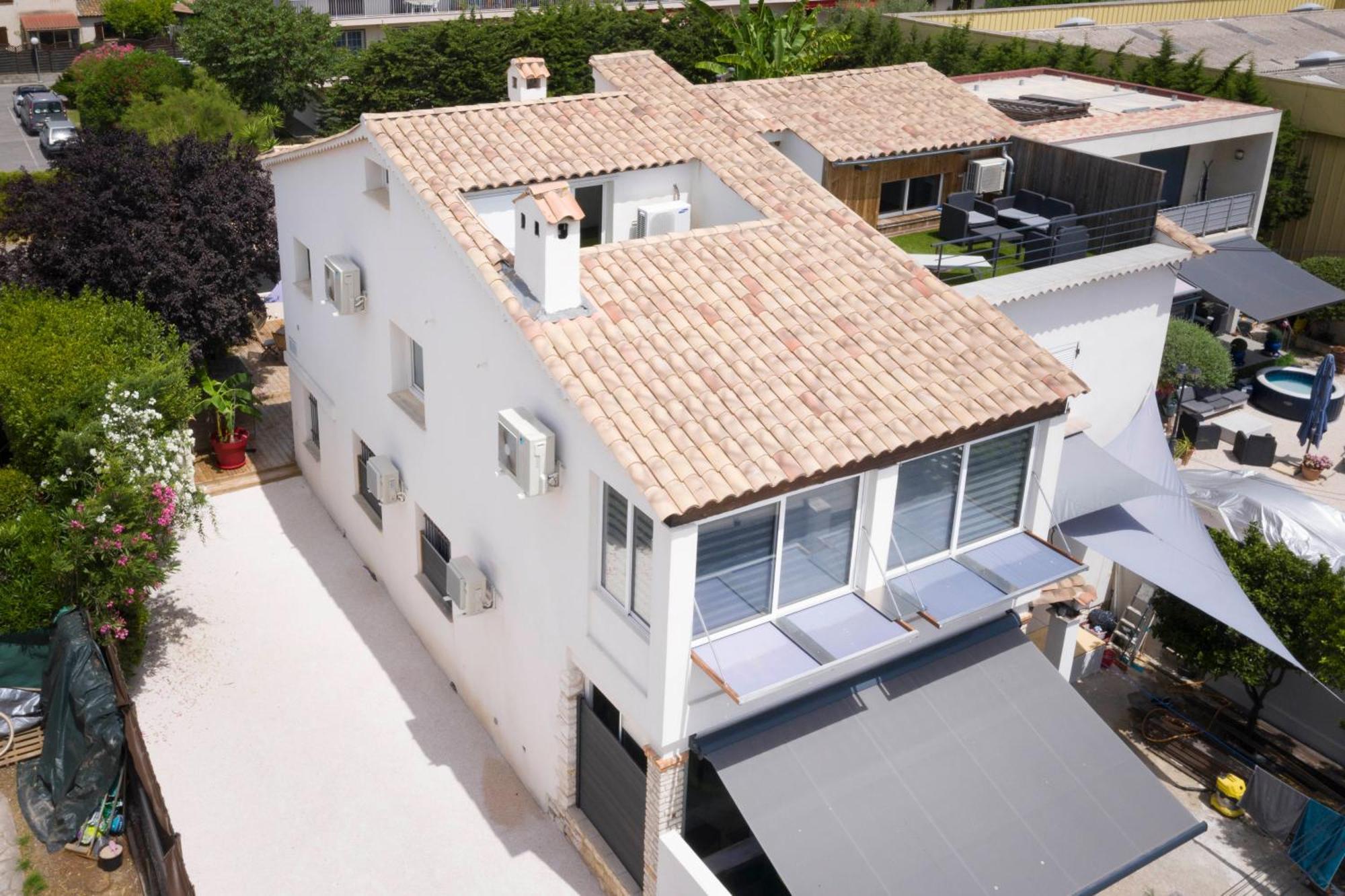Villa Escapade Ensoleillee Avec Piscine Et Jacuzzi - Mathis Cote D'azur Antibes