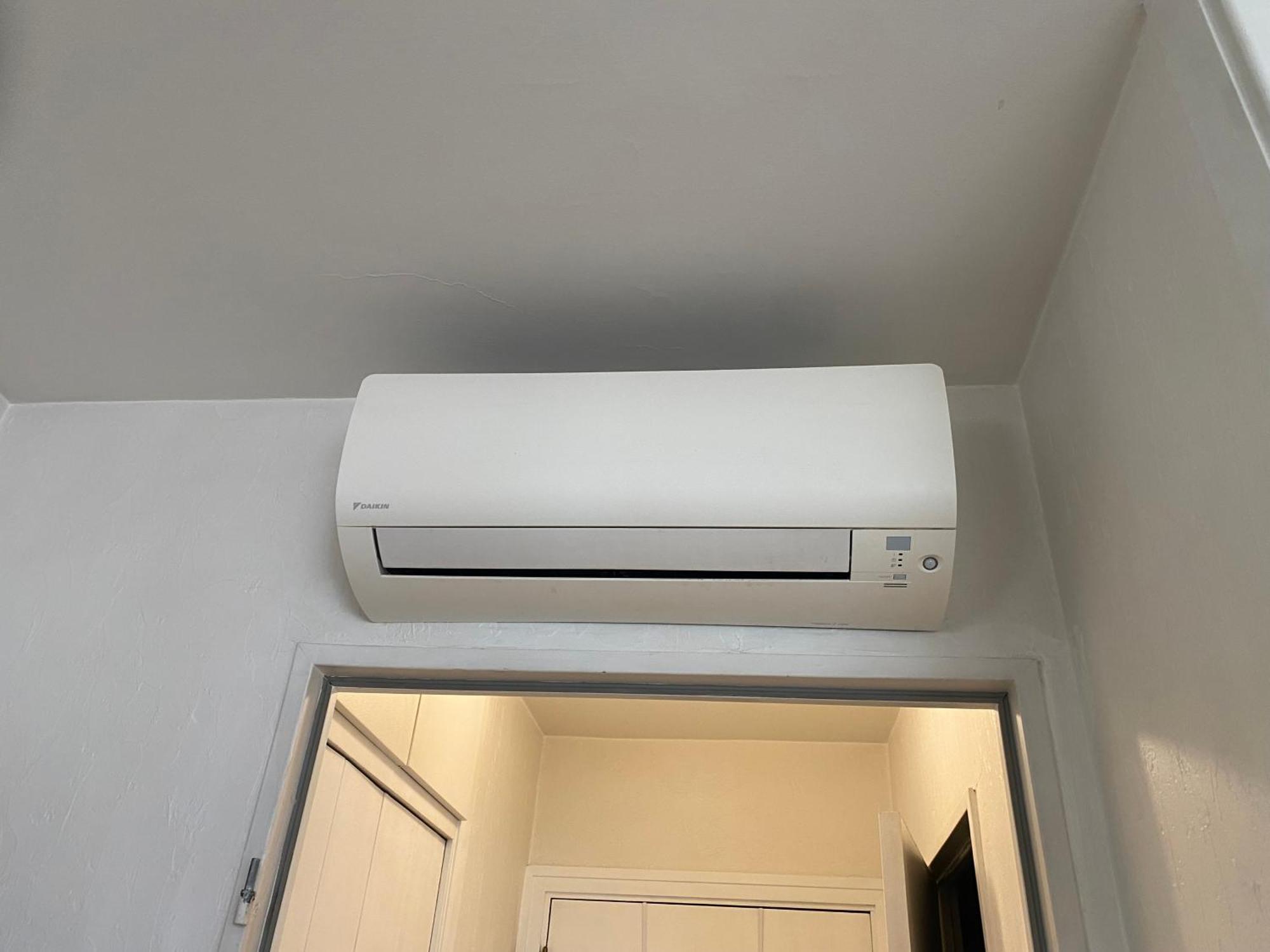 Dernier Etage Vue Avec Parking *