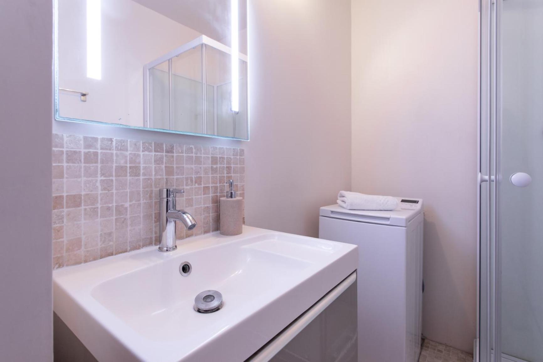 5min Train Station & Sea - Ac & Balcony Antibes