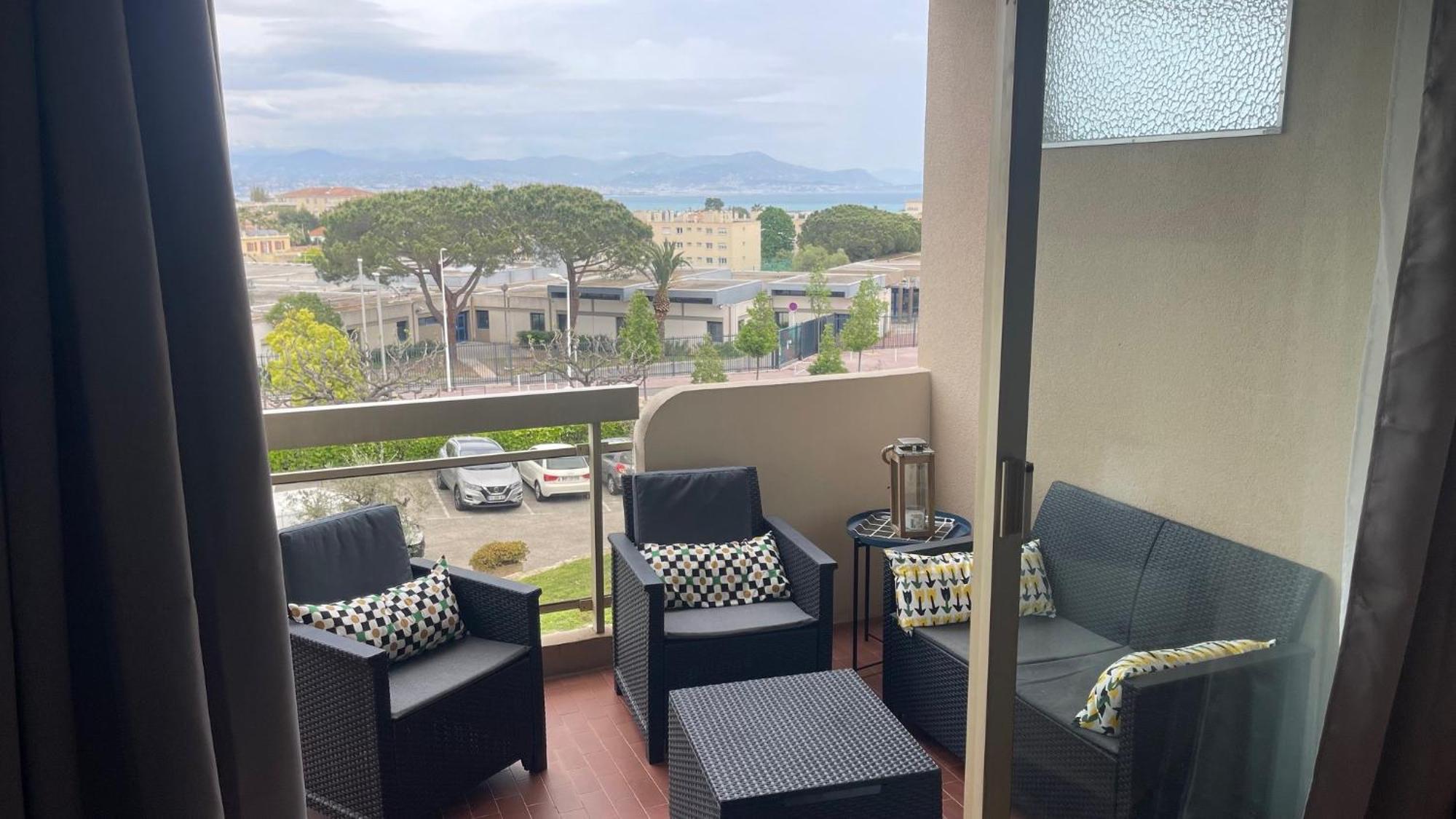 Joli Vue Mer, Piscine, Tennis, Parking Antibes