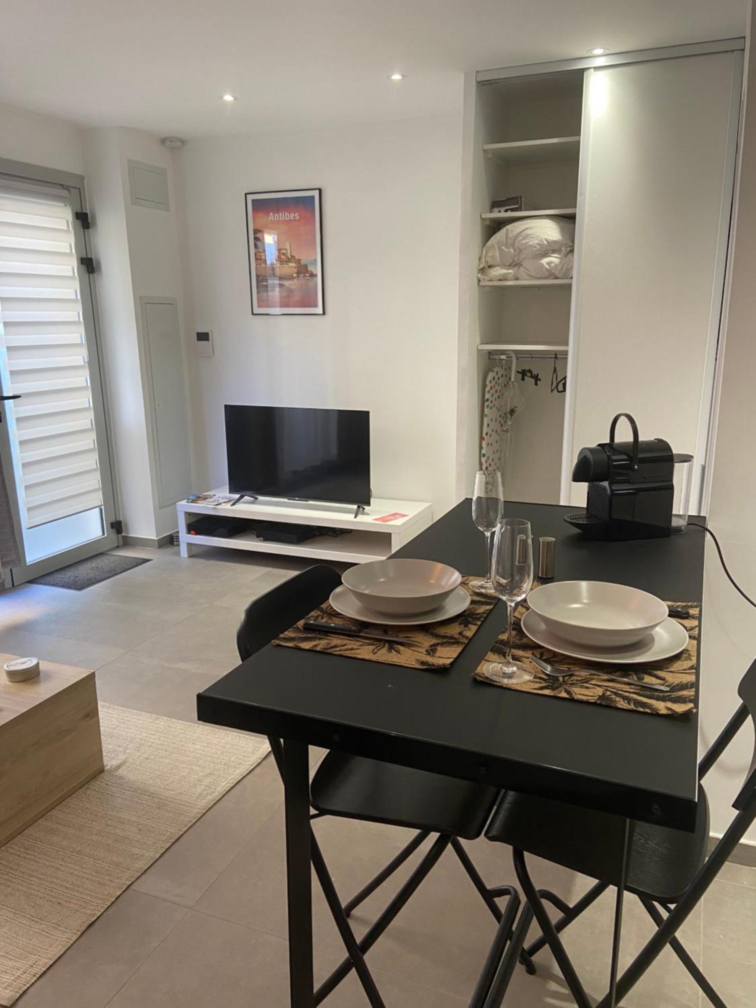 Confortable - Parking Inclus - Proche Juan-les-pins