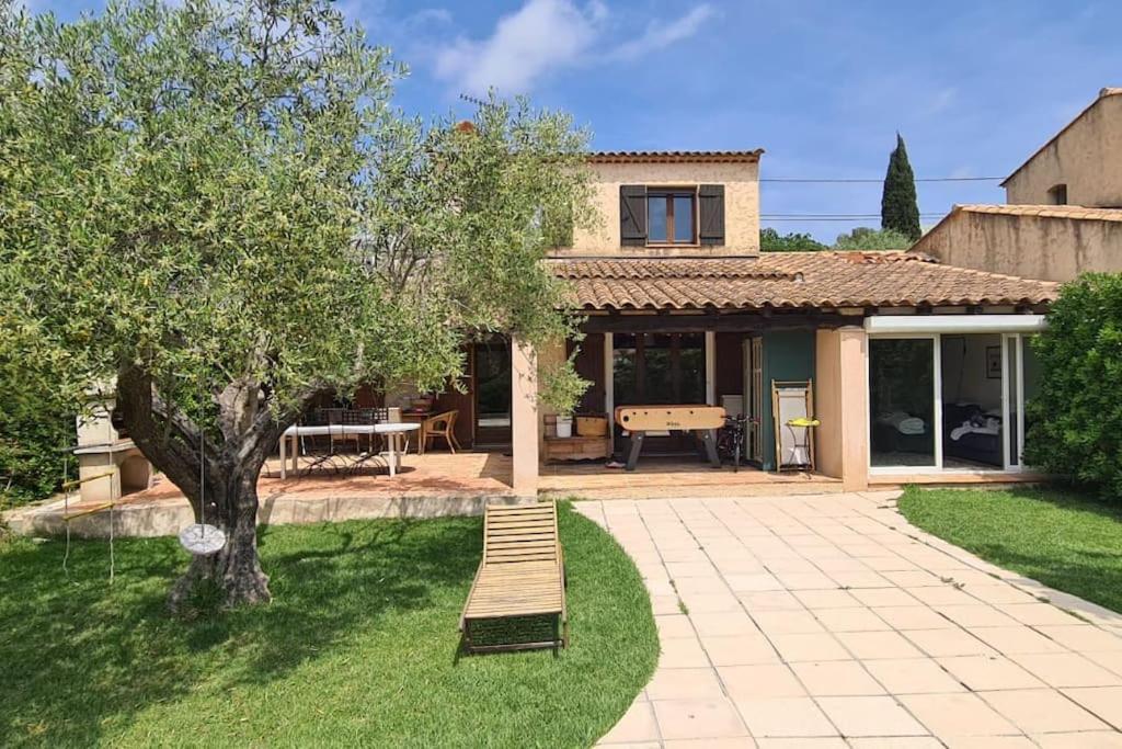Provencal Avec Piscine