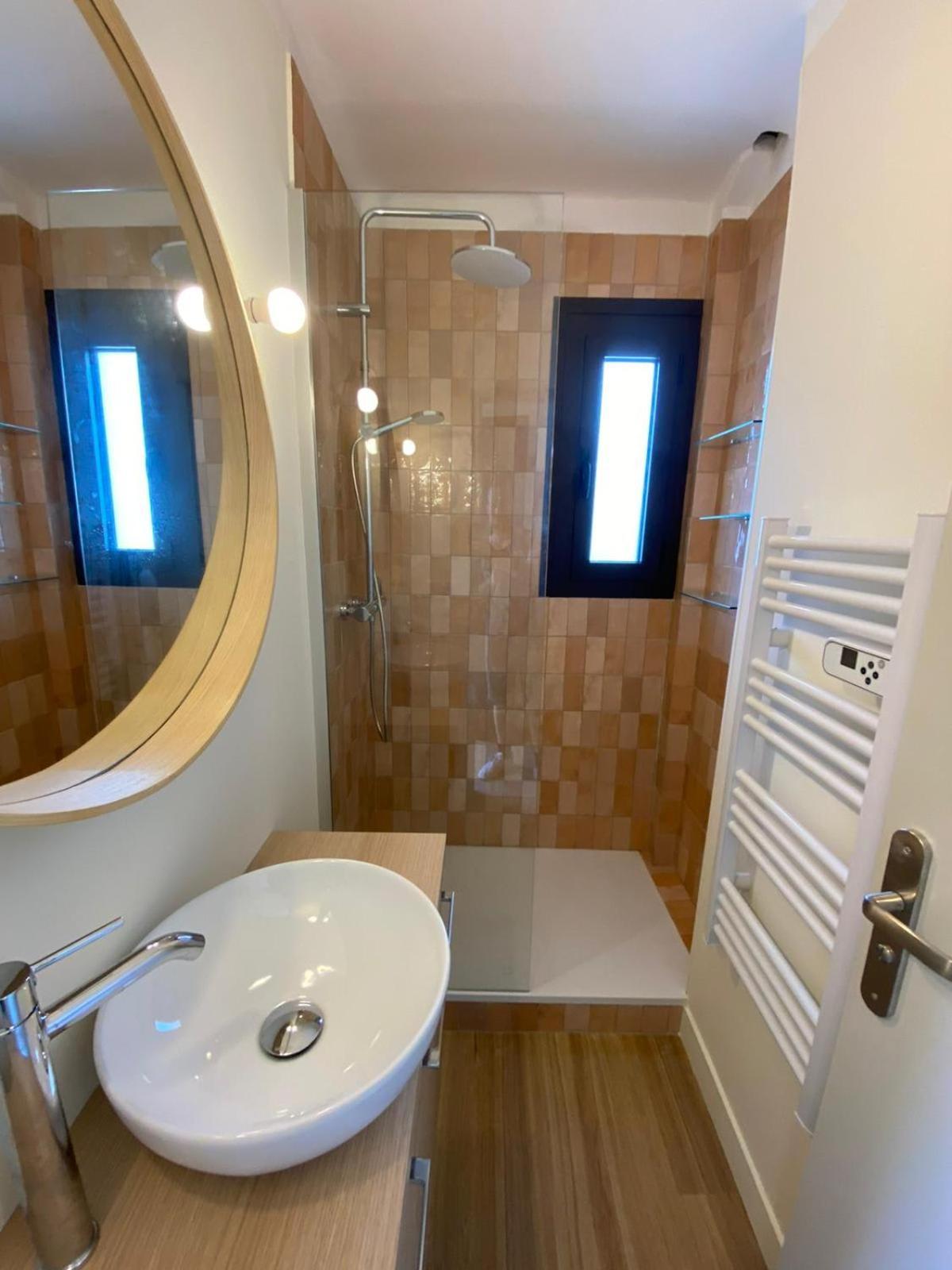 For 2 People Near The Of * Antibes