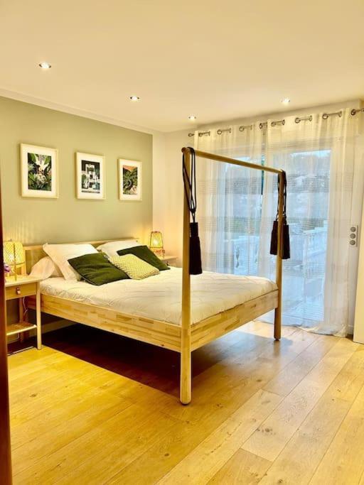 Villa Superbe A Avec Piscine Dans Un Quartier Calme *