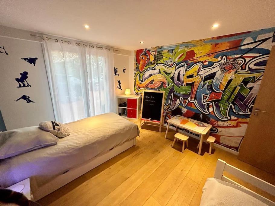 Superbe A Avec Piscine Dans Un Quartier Calme Villa