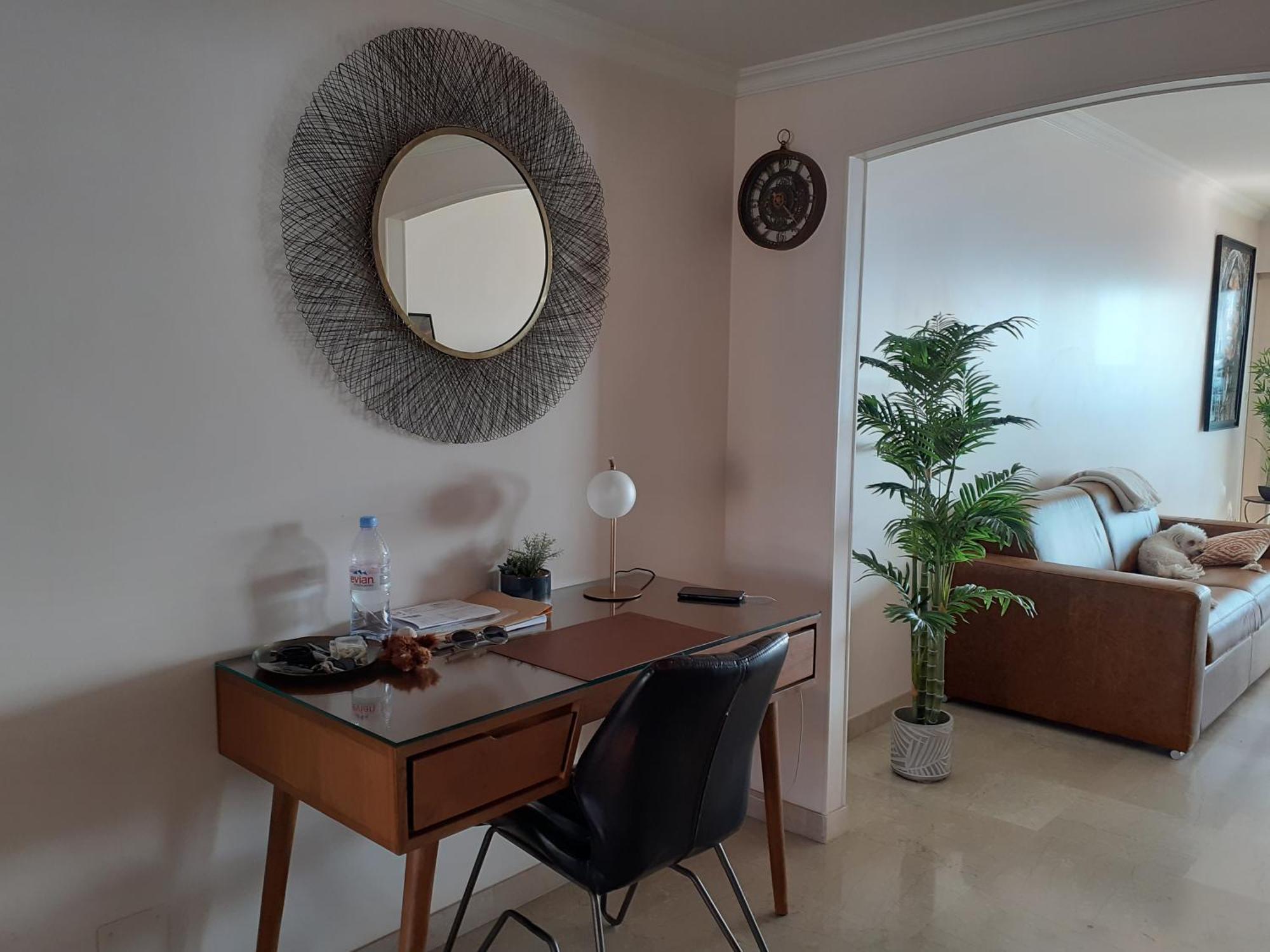 Bel Appartement, Sublime Vue Mer, 2 Terrasses Antibes