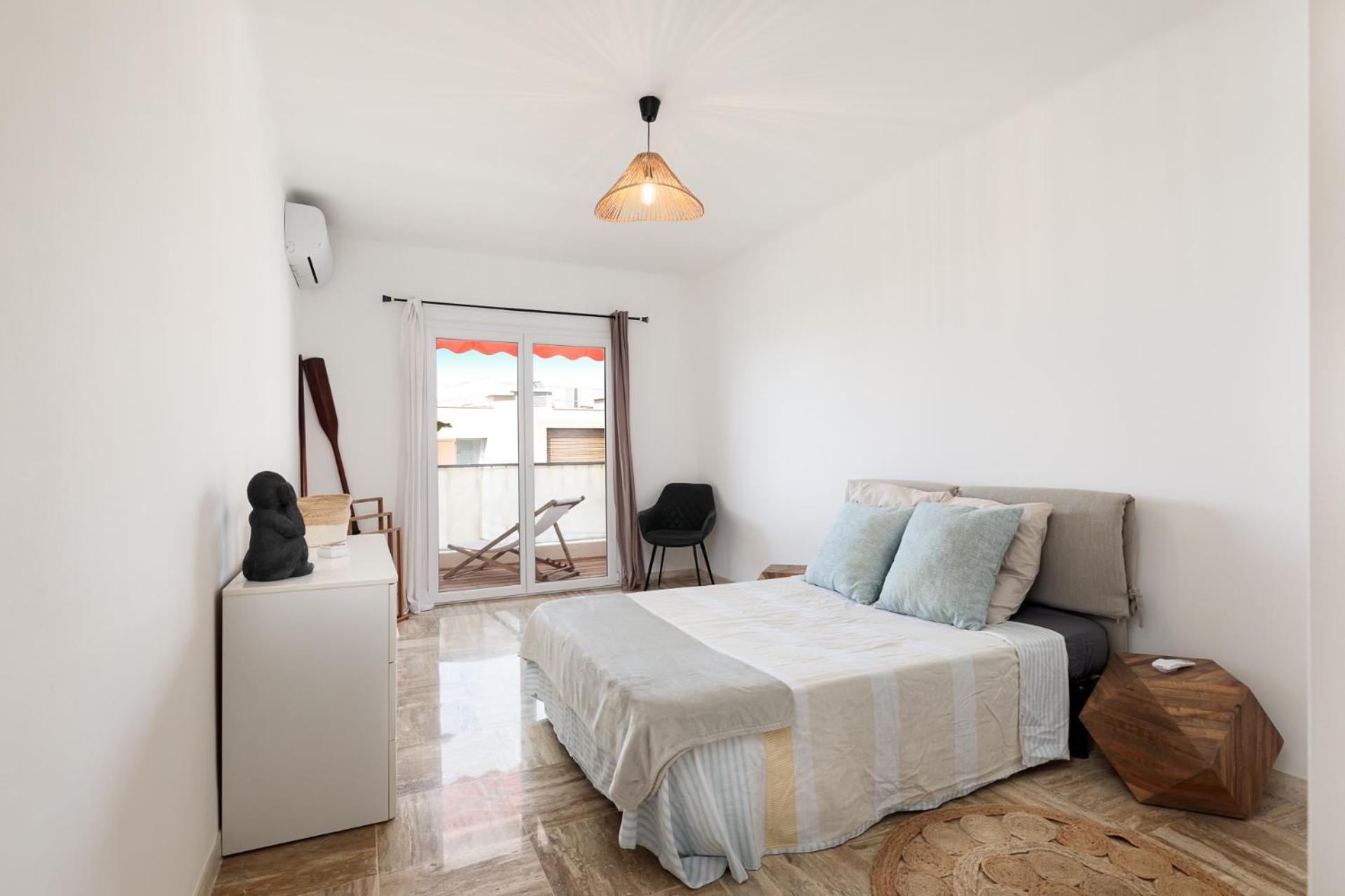 Appartement Spacieux De 114 M2 A 5 Min Des Plages - Proximite Tous Commerces Et Transports Antibes