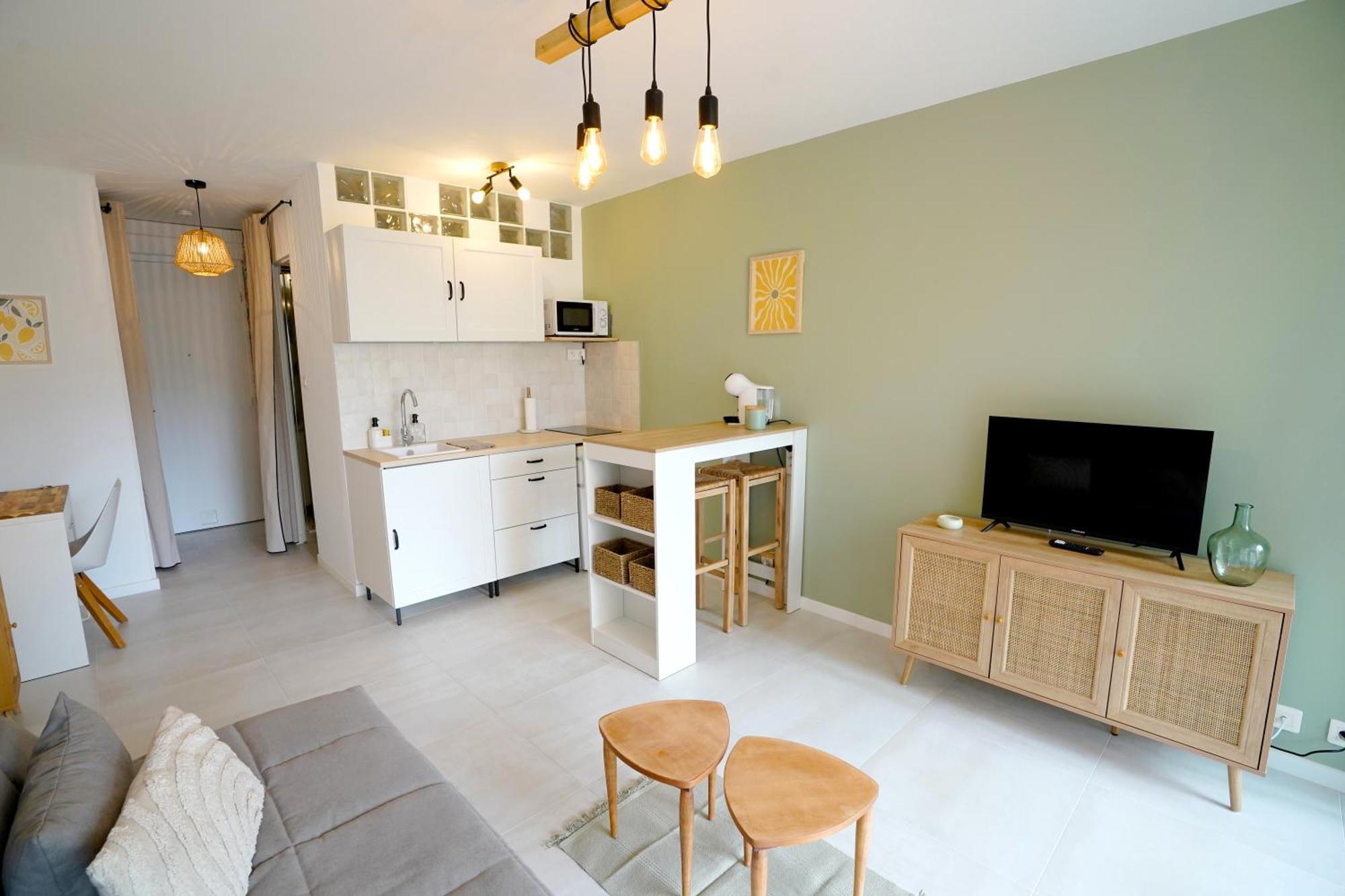 Apartment A 1min Des Plages, Juan Les Pins