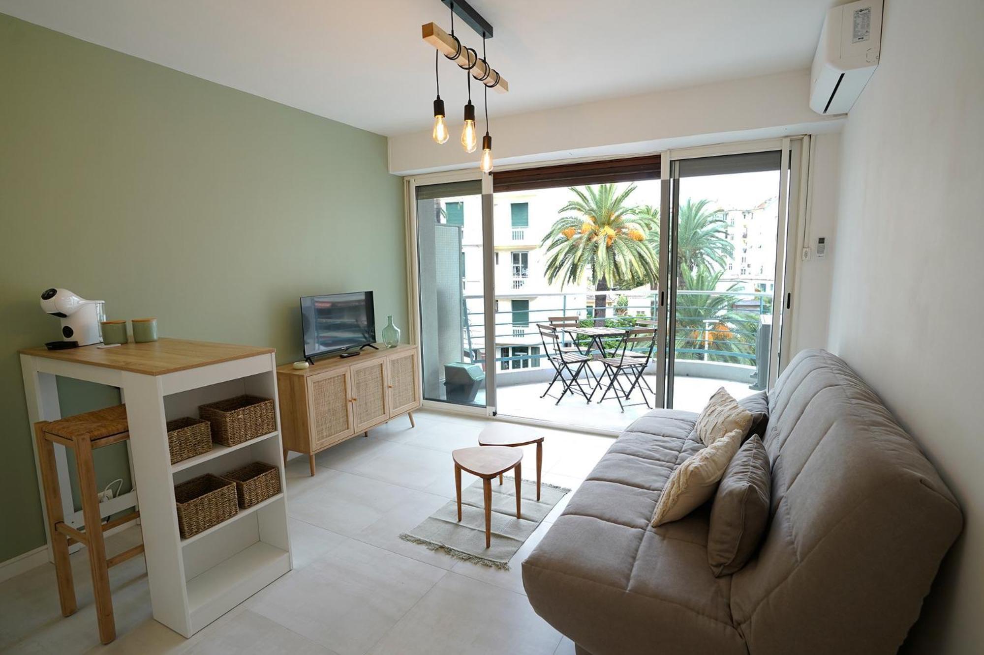 Apartment A 1min Des Plages, Juan Les Pins *