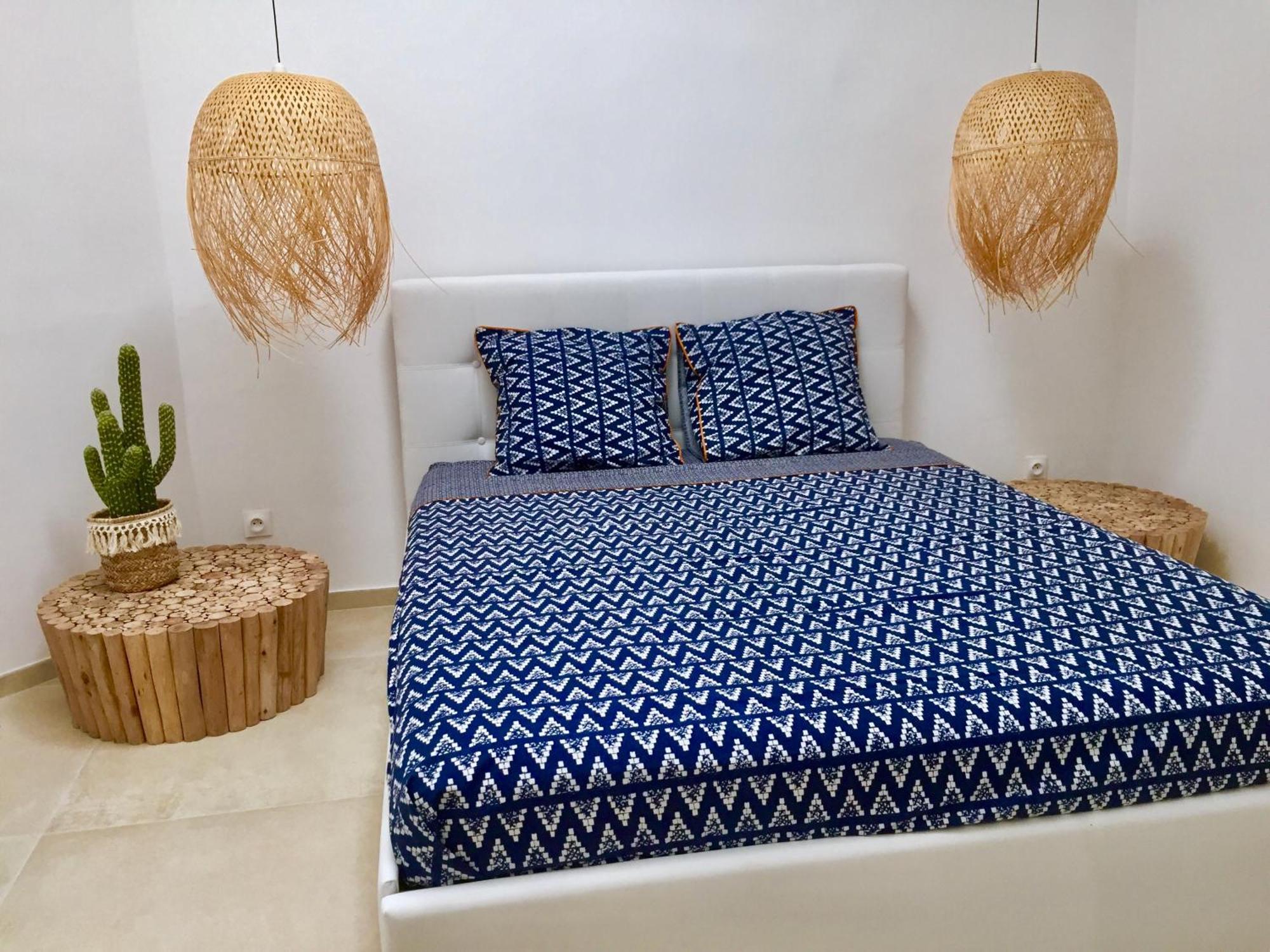 Luxueux Appt Vieil Port Equipe Pour 8 Antibes