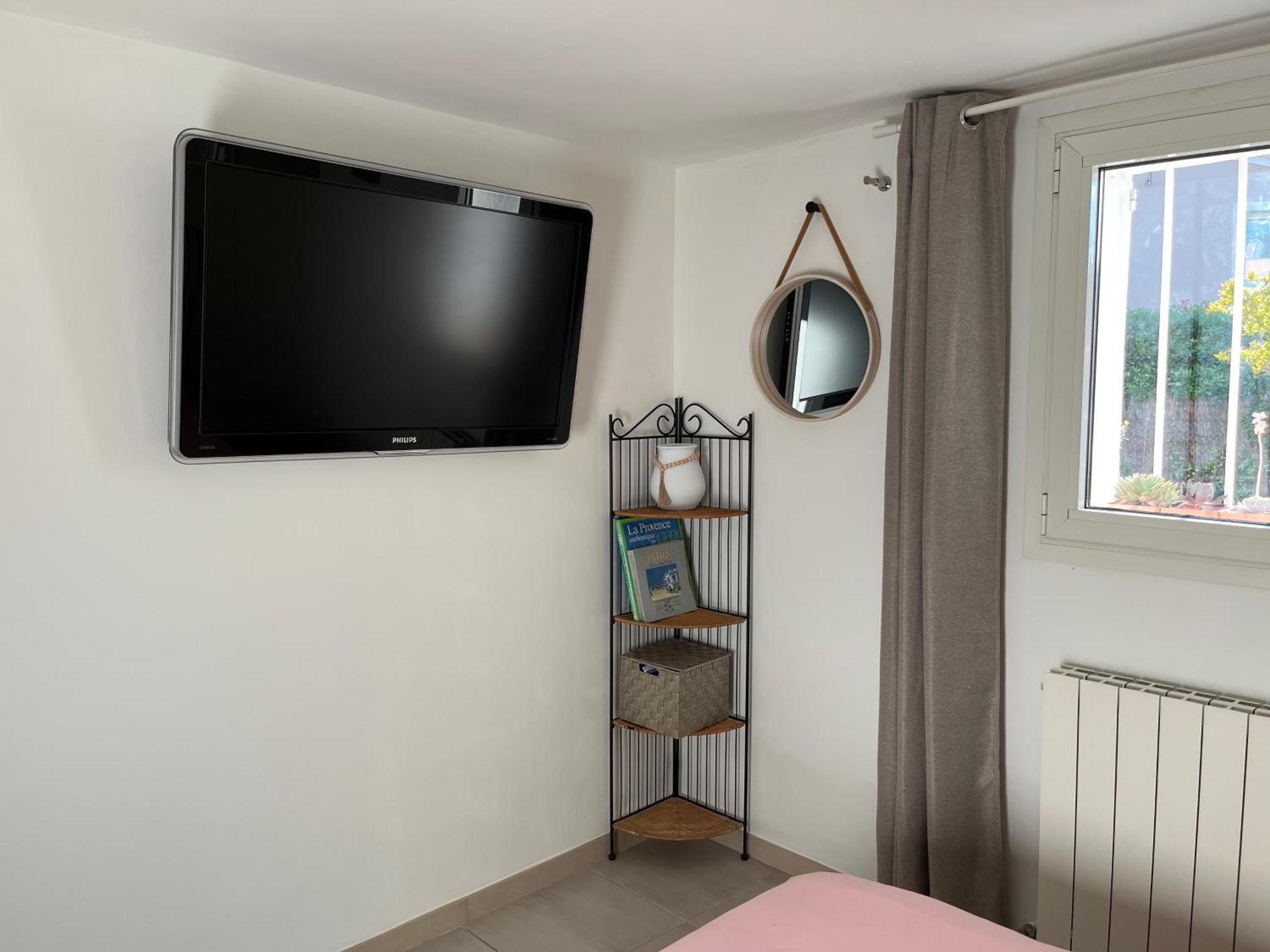 Deux Pieces Donnant Sur Un Jardin Apartment Antibes